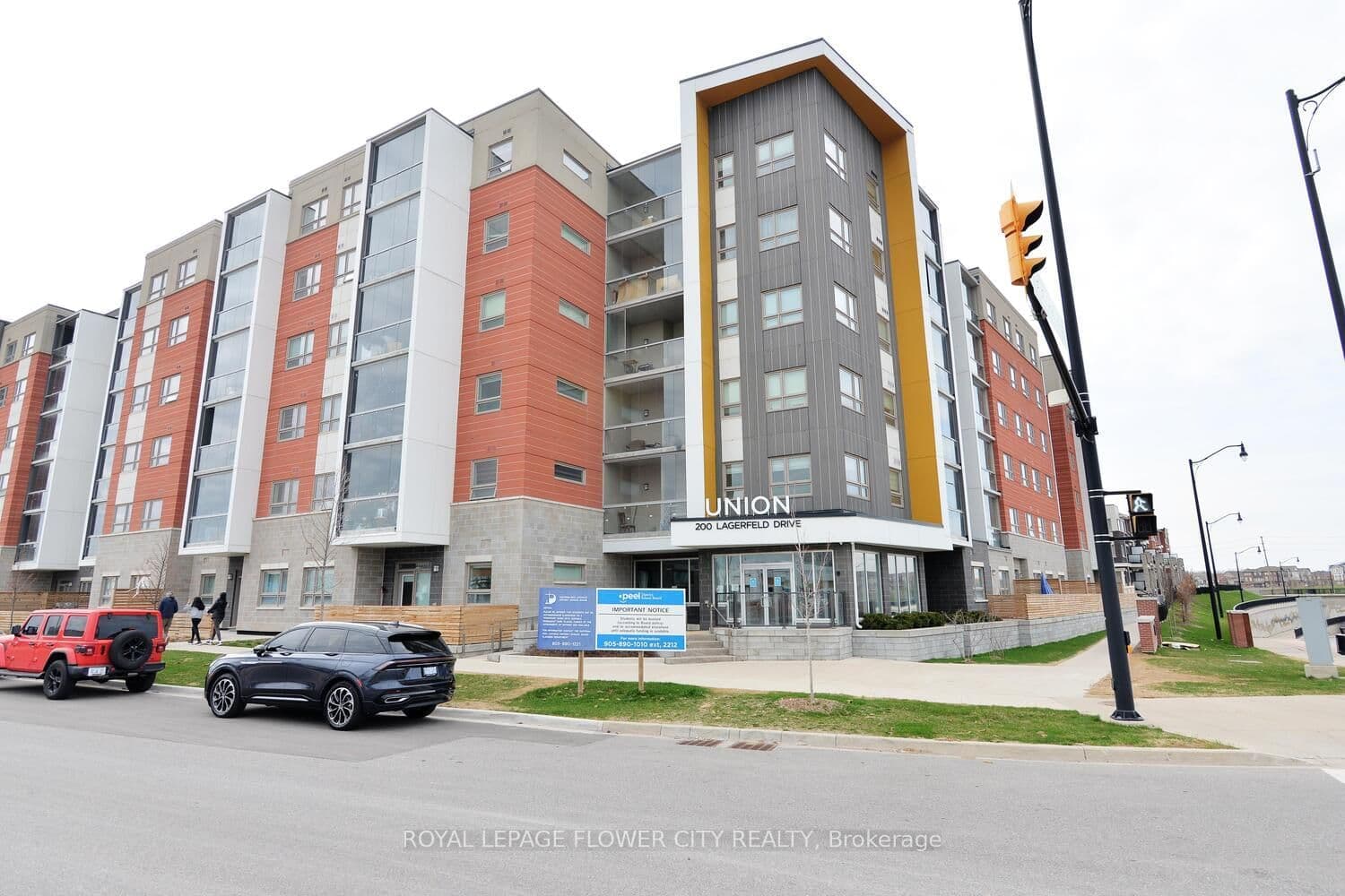 200 Lagerfeld Drive, Unit 307