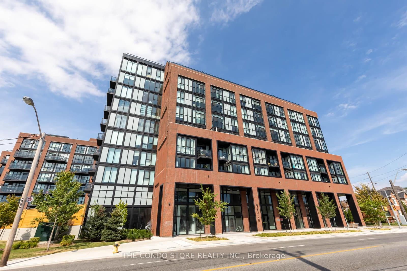 2300 St. Clair Avenue W, Unit 624