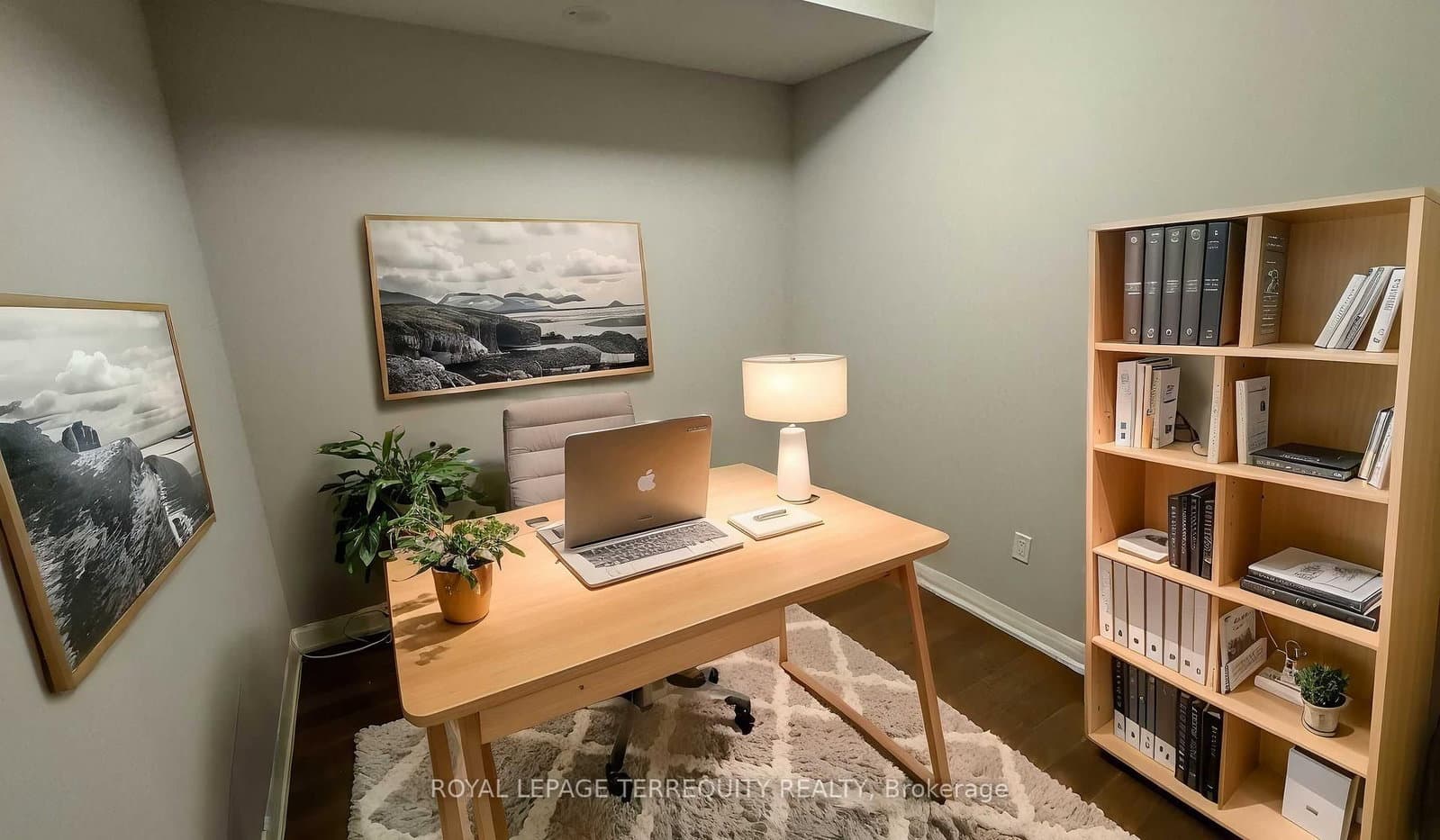 1415 Dundas Street E, Unit 403