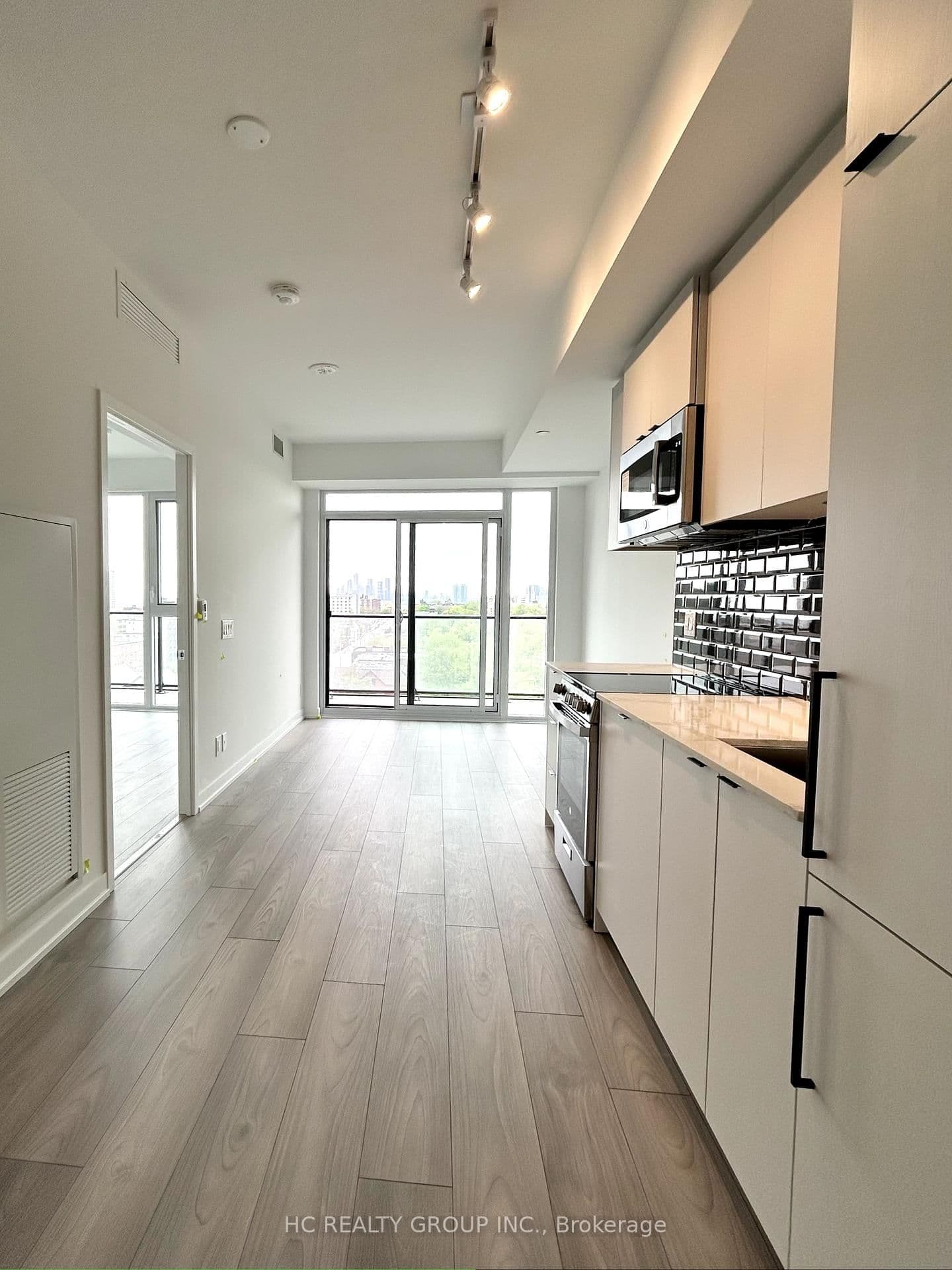 285 Dufferin Street, Unit 923