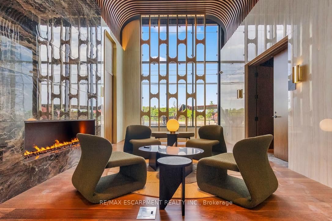 3240 William Coltson Avenue, Unit 413