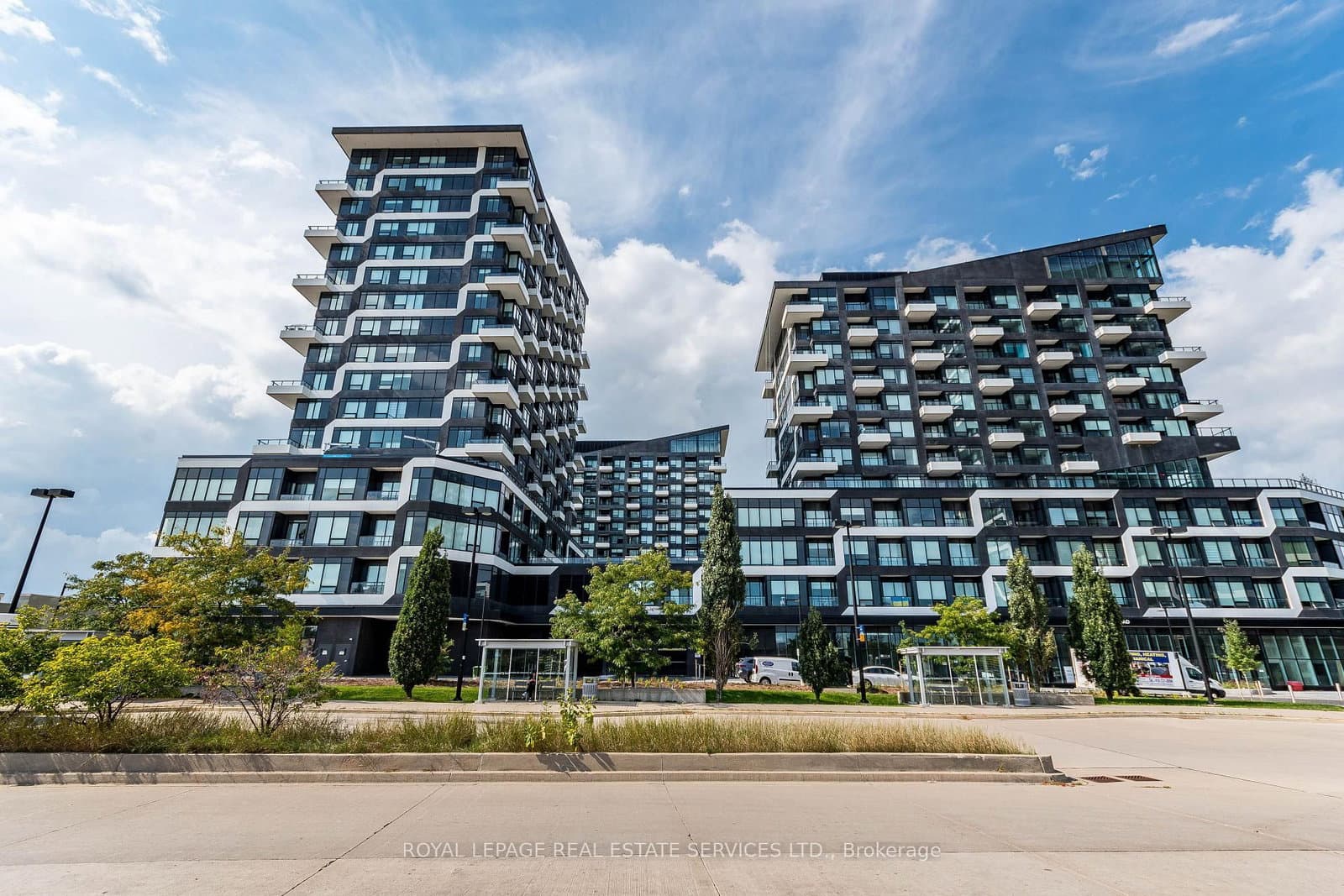 2485 Taunton Road, Unit 1223