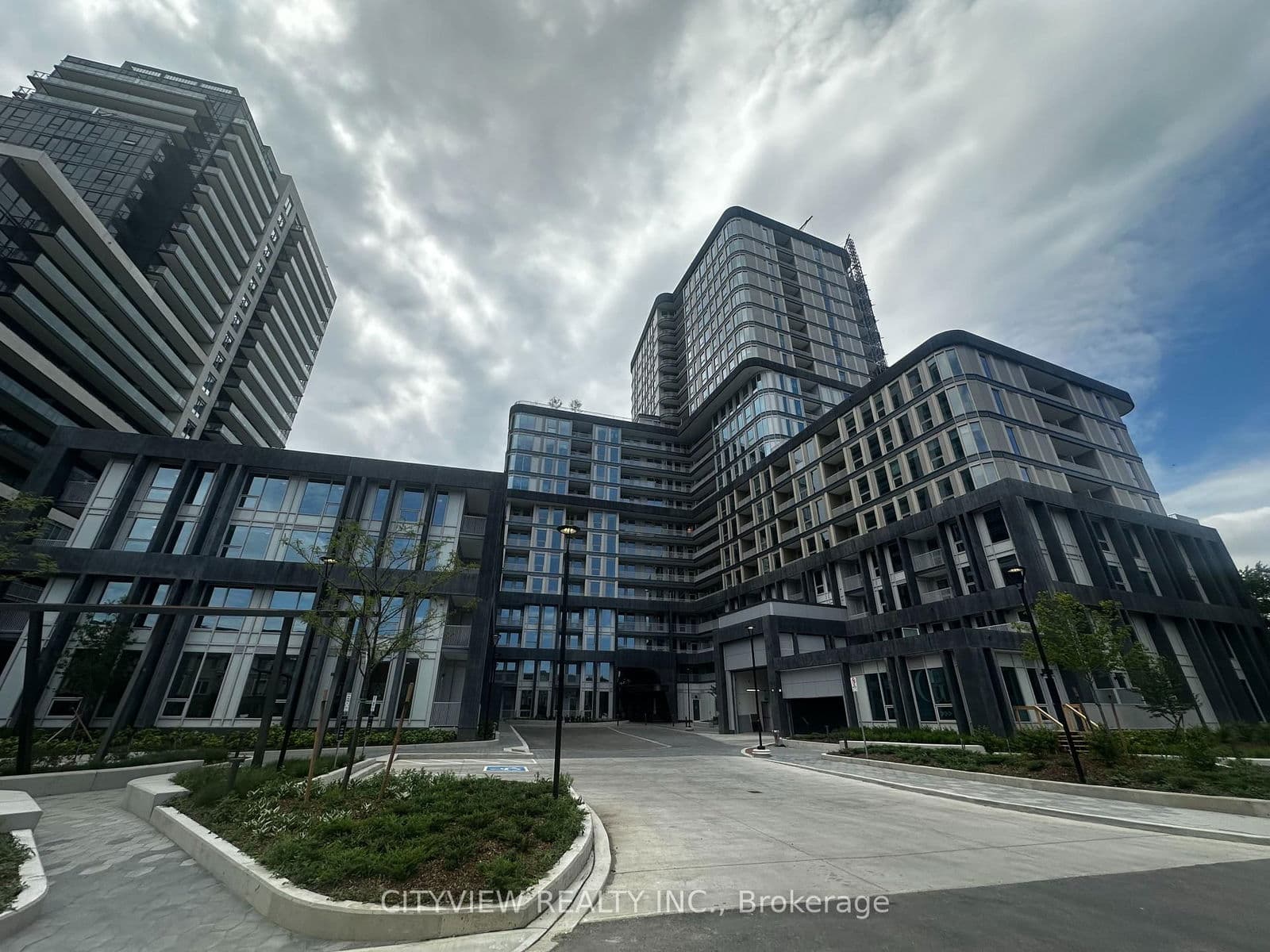 3240 William Coltson Avenue, Unit 417