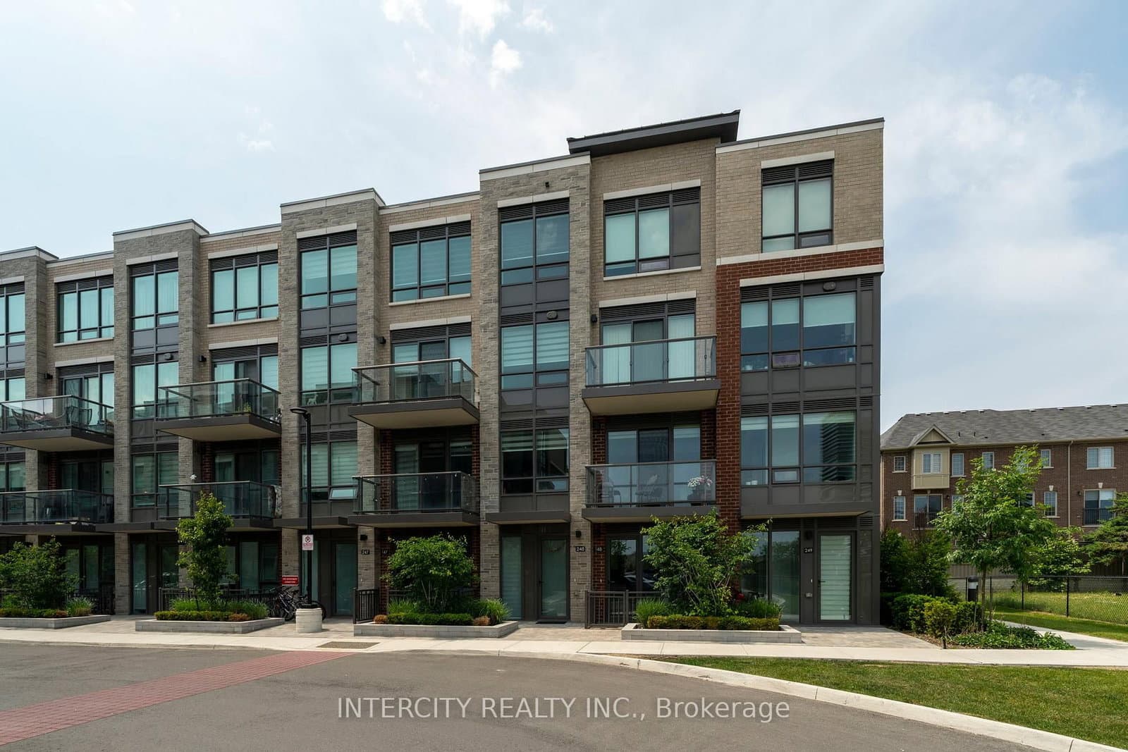 75 ATTMAR Drive, Unit 148