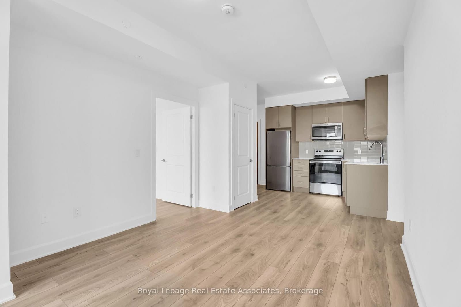 3240 William Coltson Avenue, Unit 502