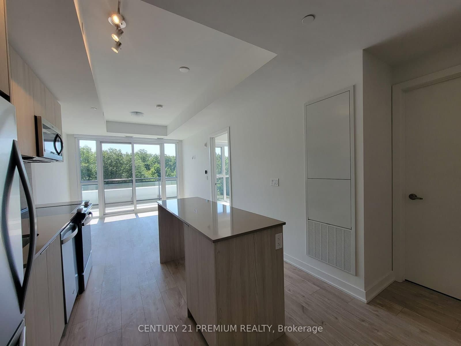 760 Whitlock Avenue, Unit B412