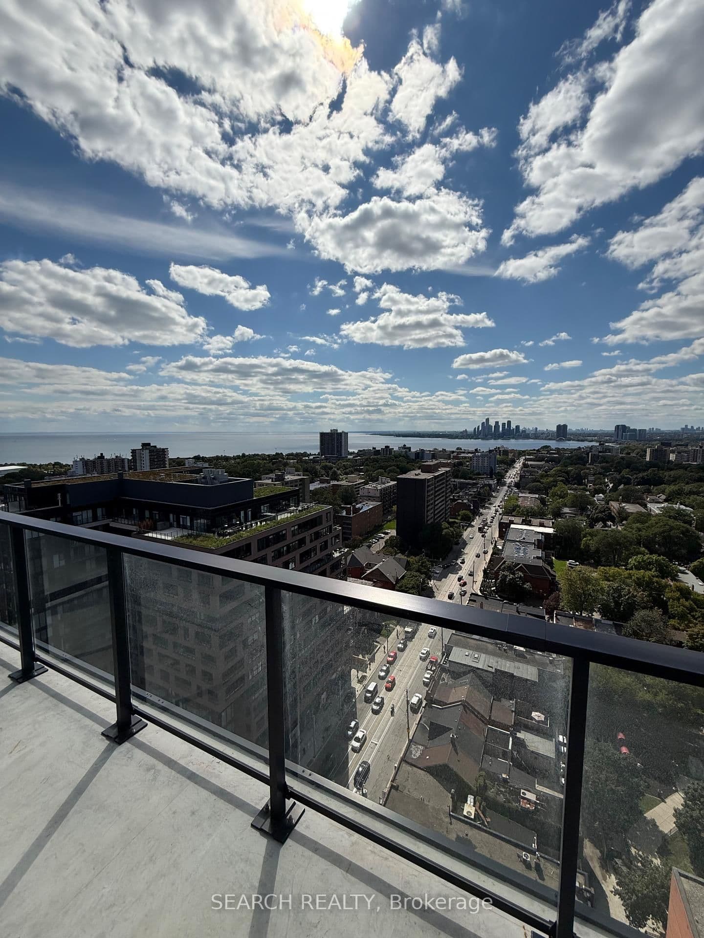 285 Dufferin Street, Unit PH5