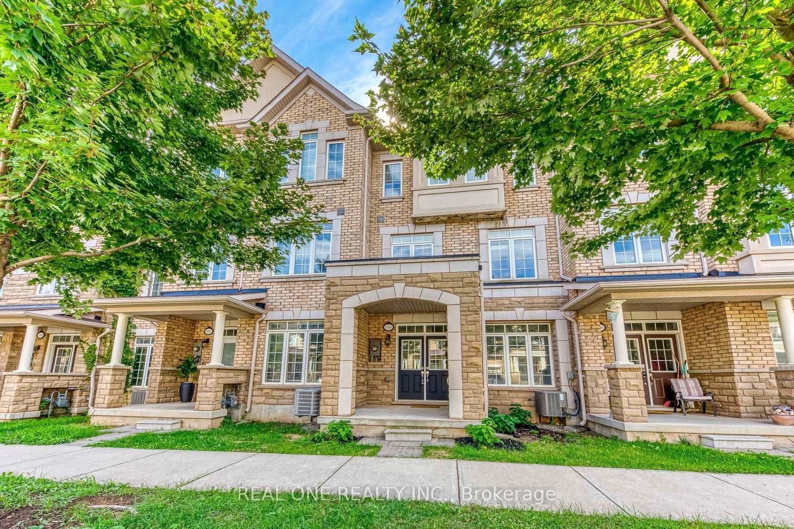 3084 Eberly Woods Drive