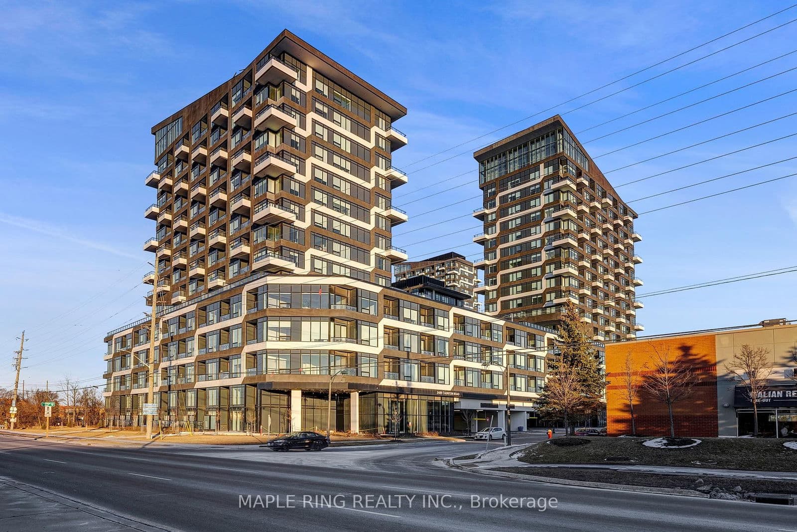 2489 Taunton Road, Unit 105