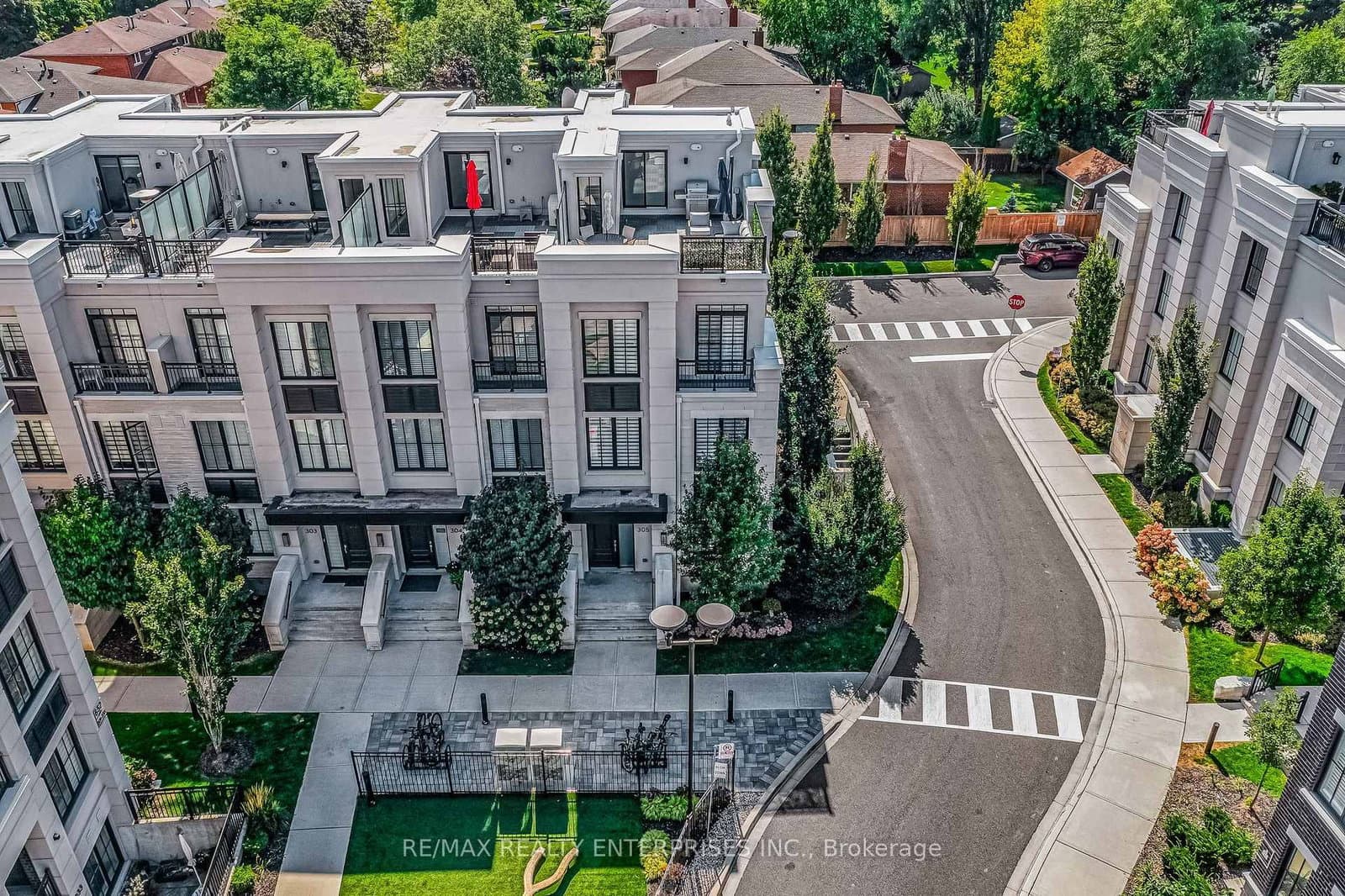 1195 Gooseberry Lane, Unit 305