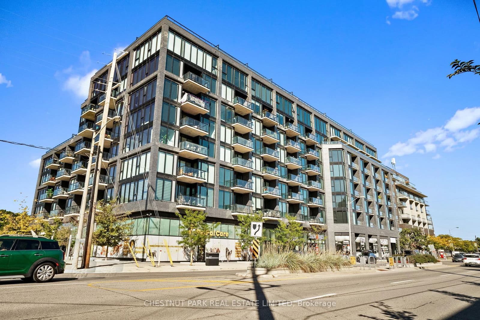 7 Smith Crescent, Unit 406