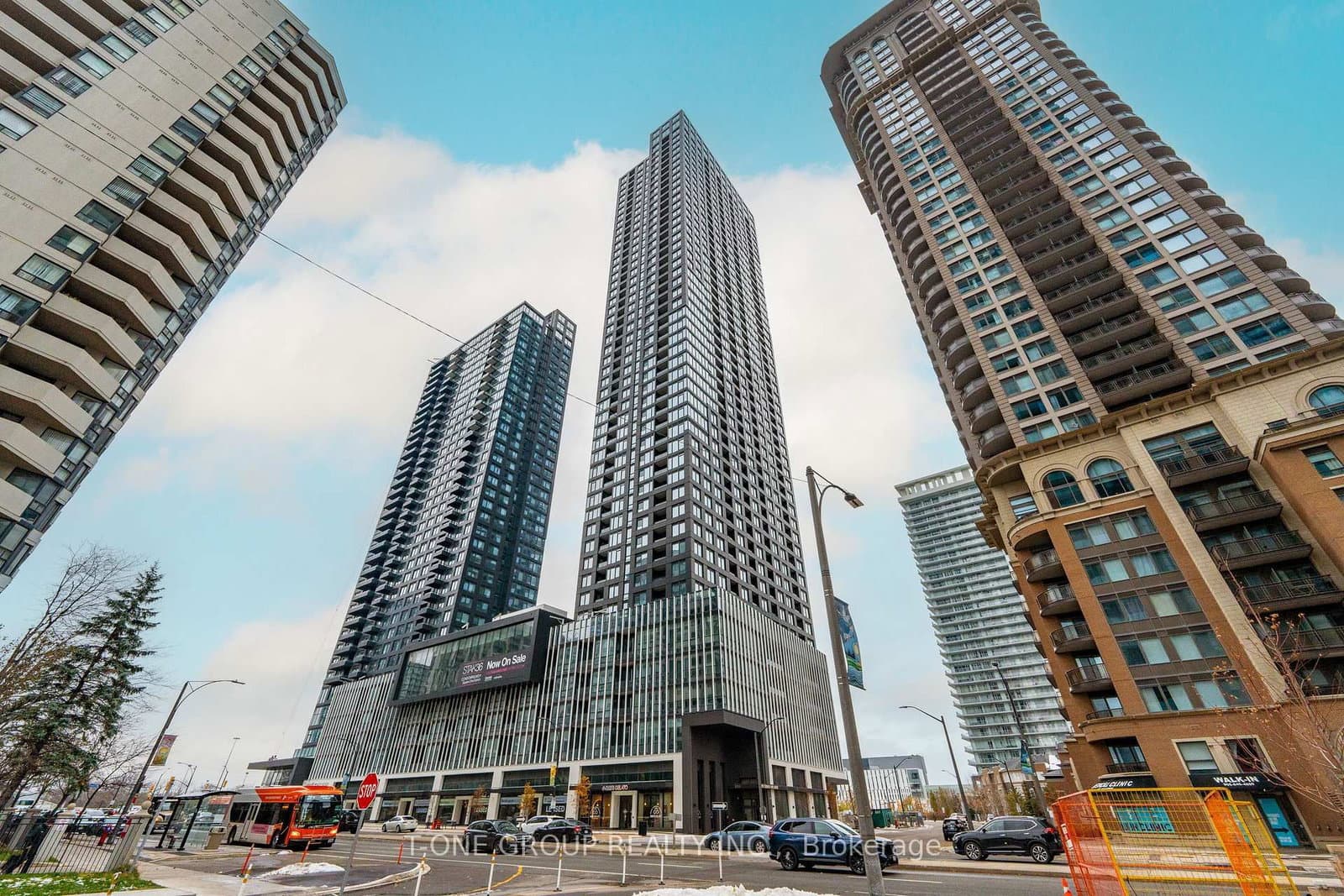 395 Square One Drive, Unit 209