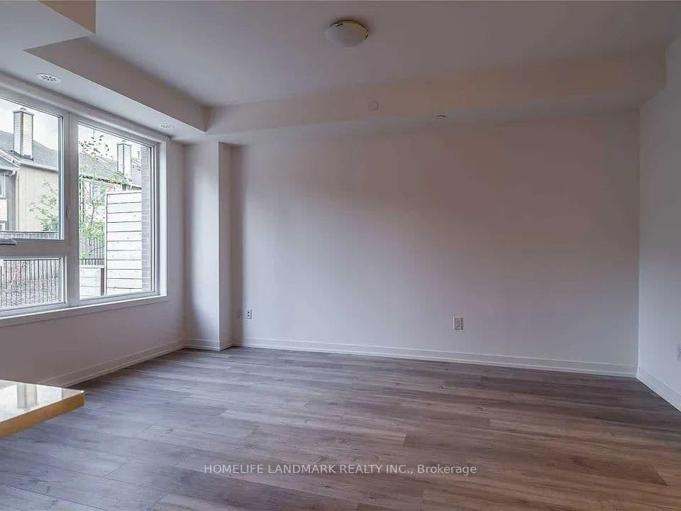 2530 Eglinton Avenue W, Unit 107