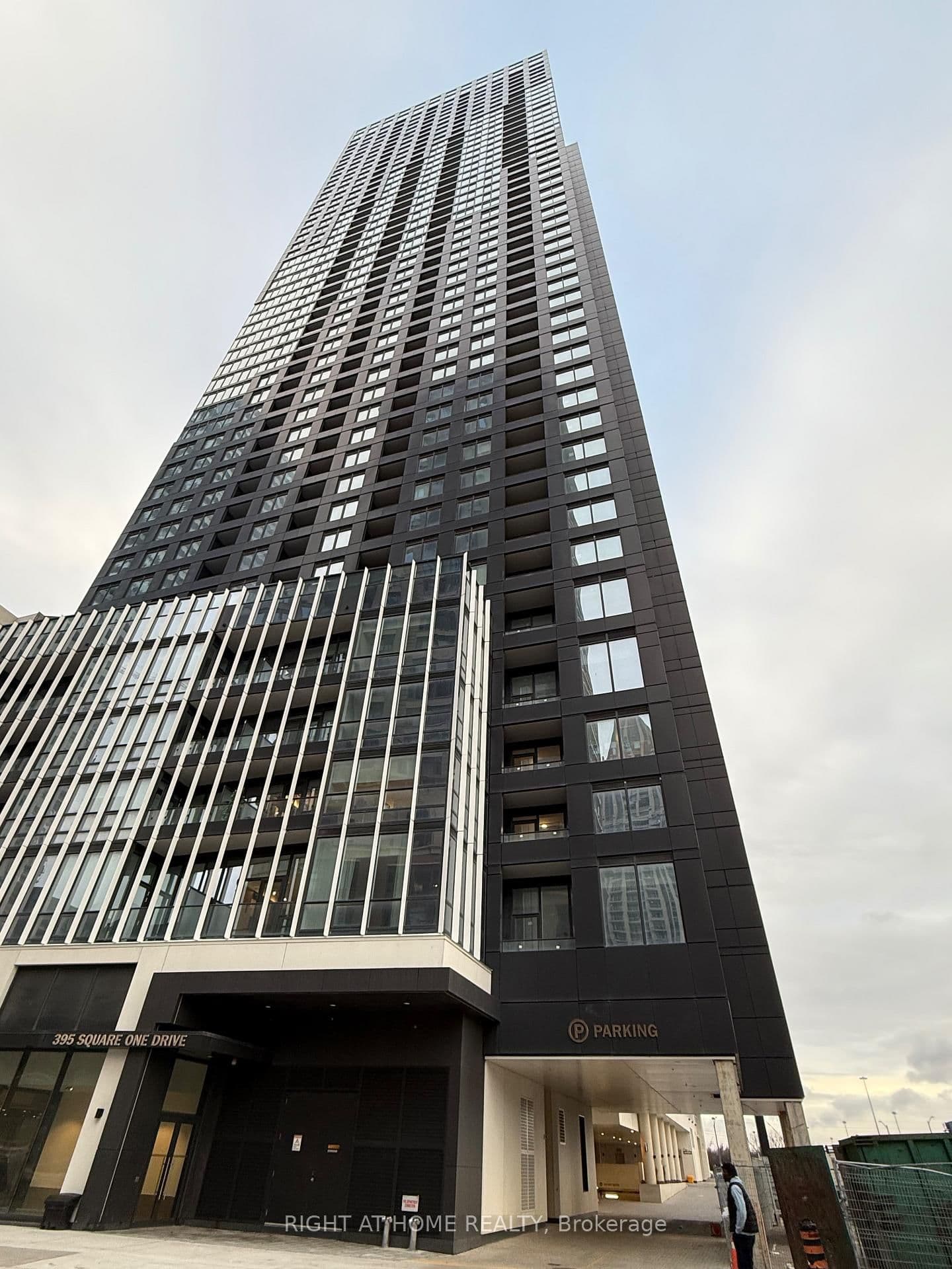 395 Square One Drive, Unit 3912