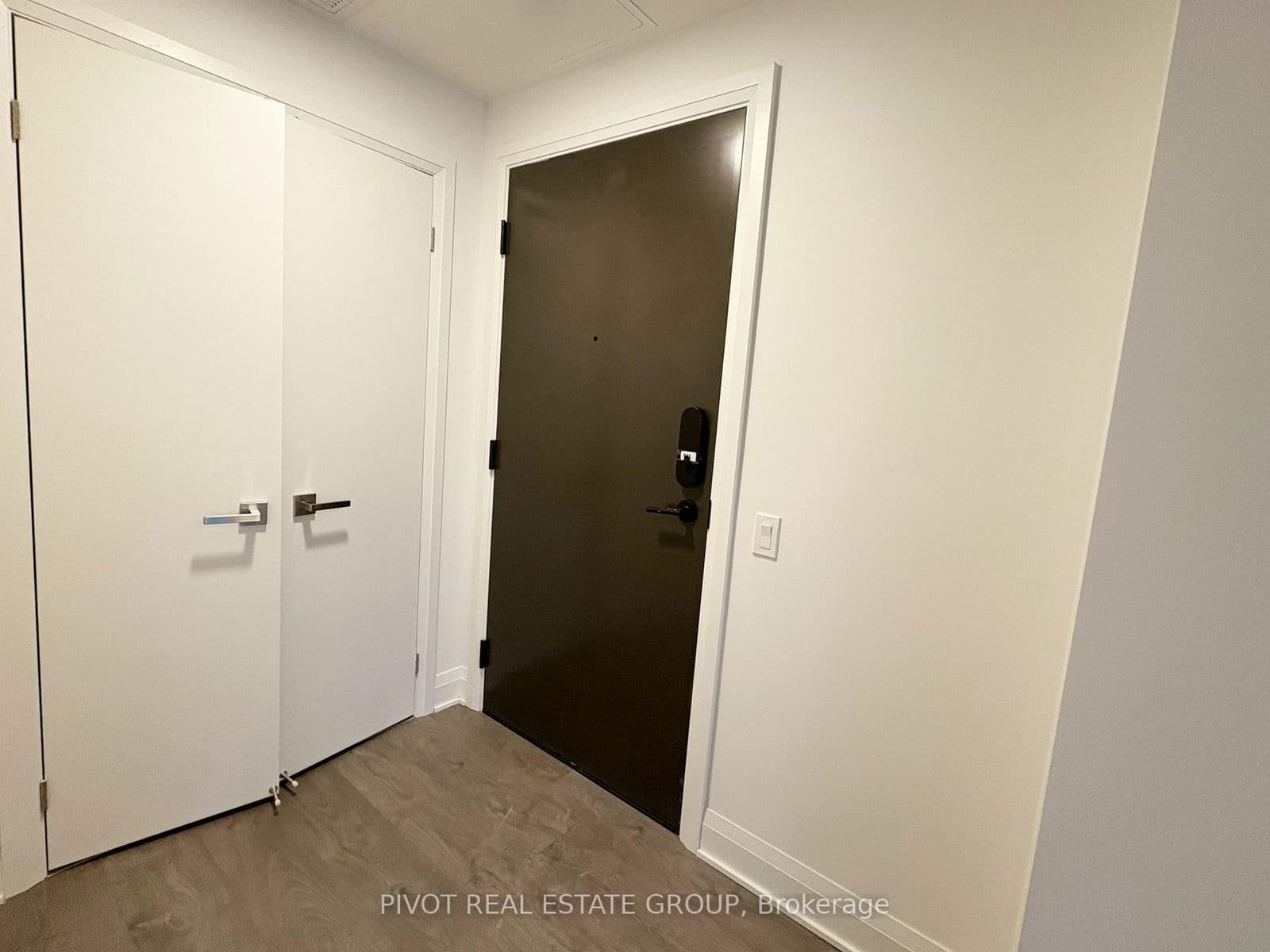 2 Erskine Road, Unit 911