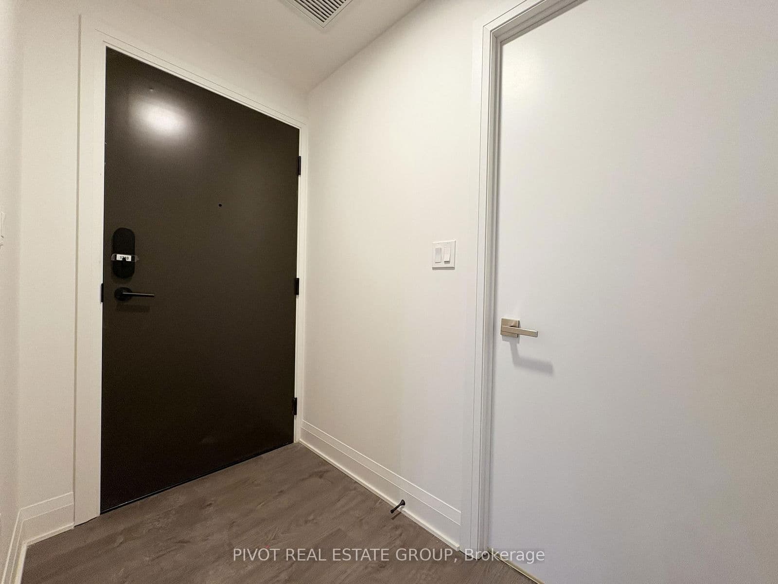 2 Erskine Road, Unit 1710