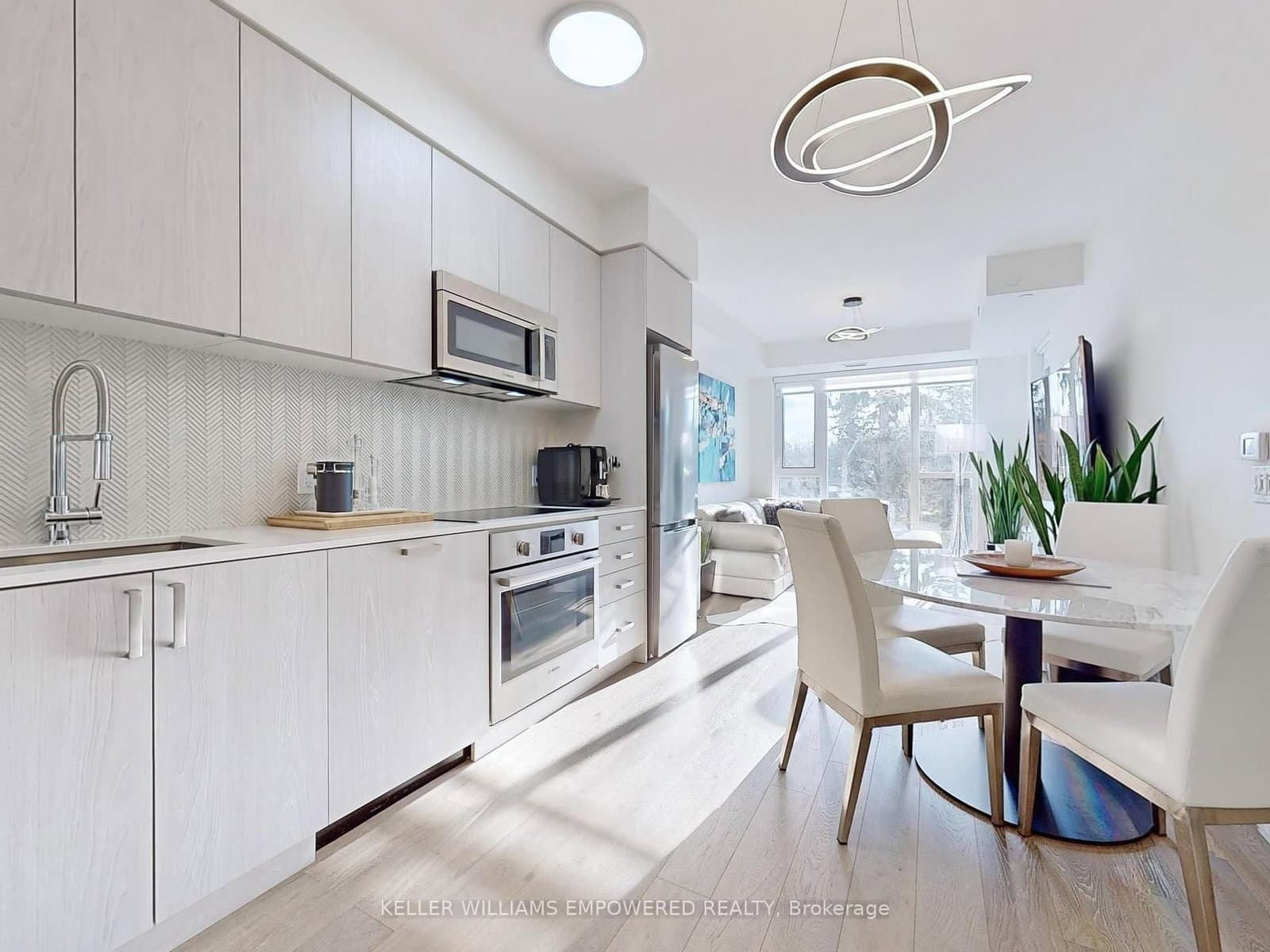 #219 - 293 The Kingsway