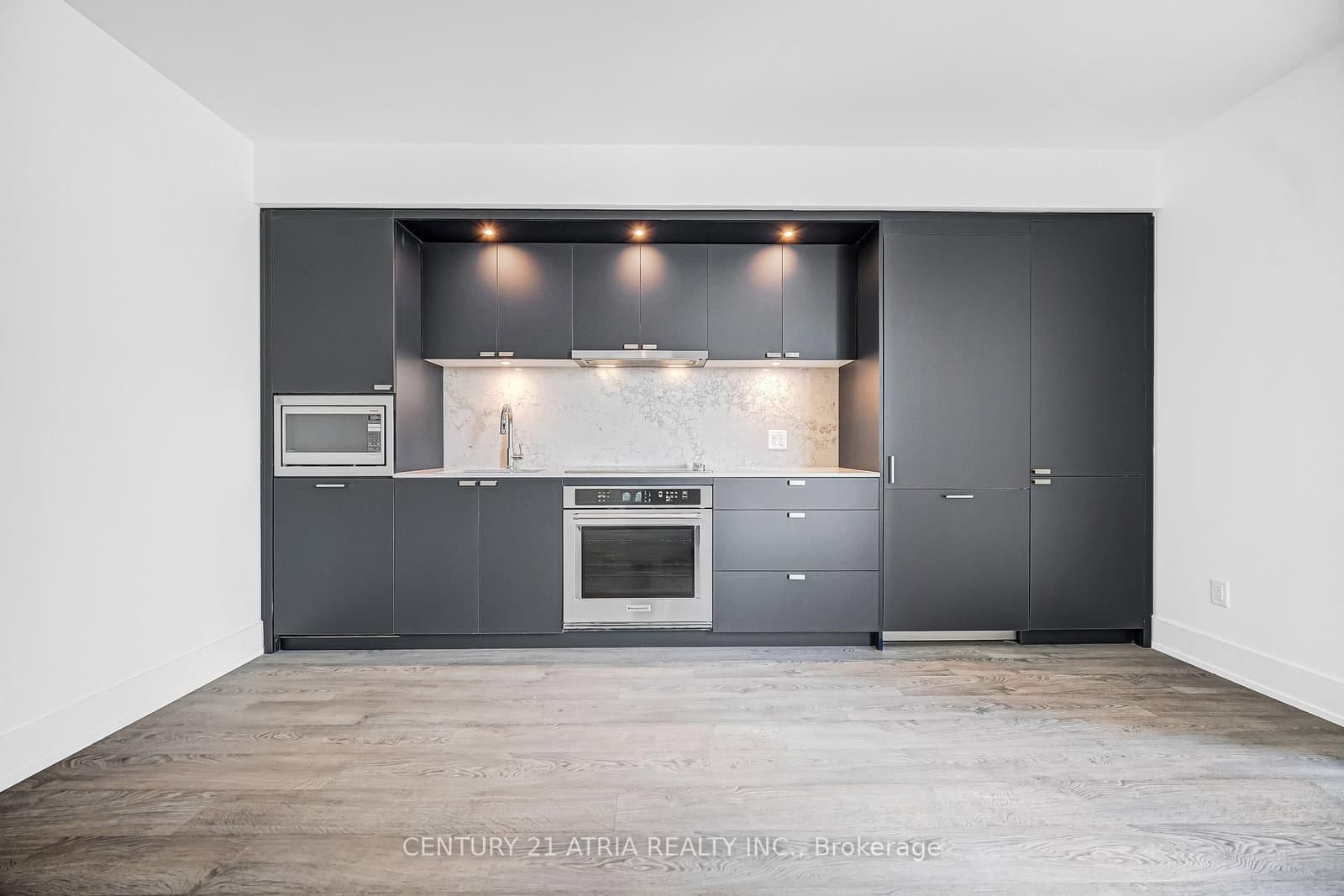 259 The Kingsway, Unit 701