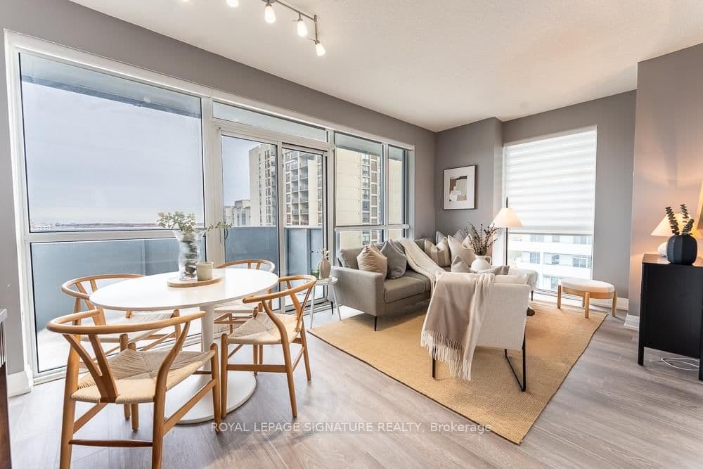 65 Speers Road, Unit 805