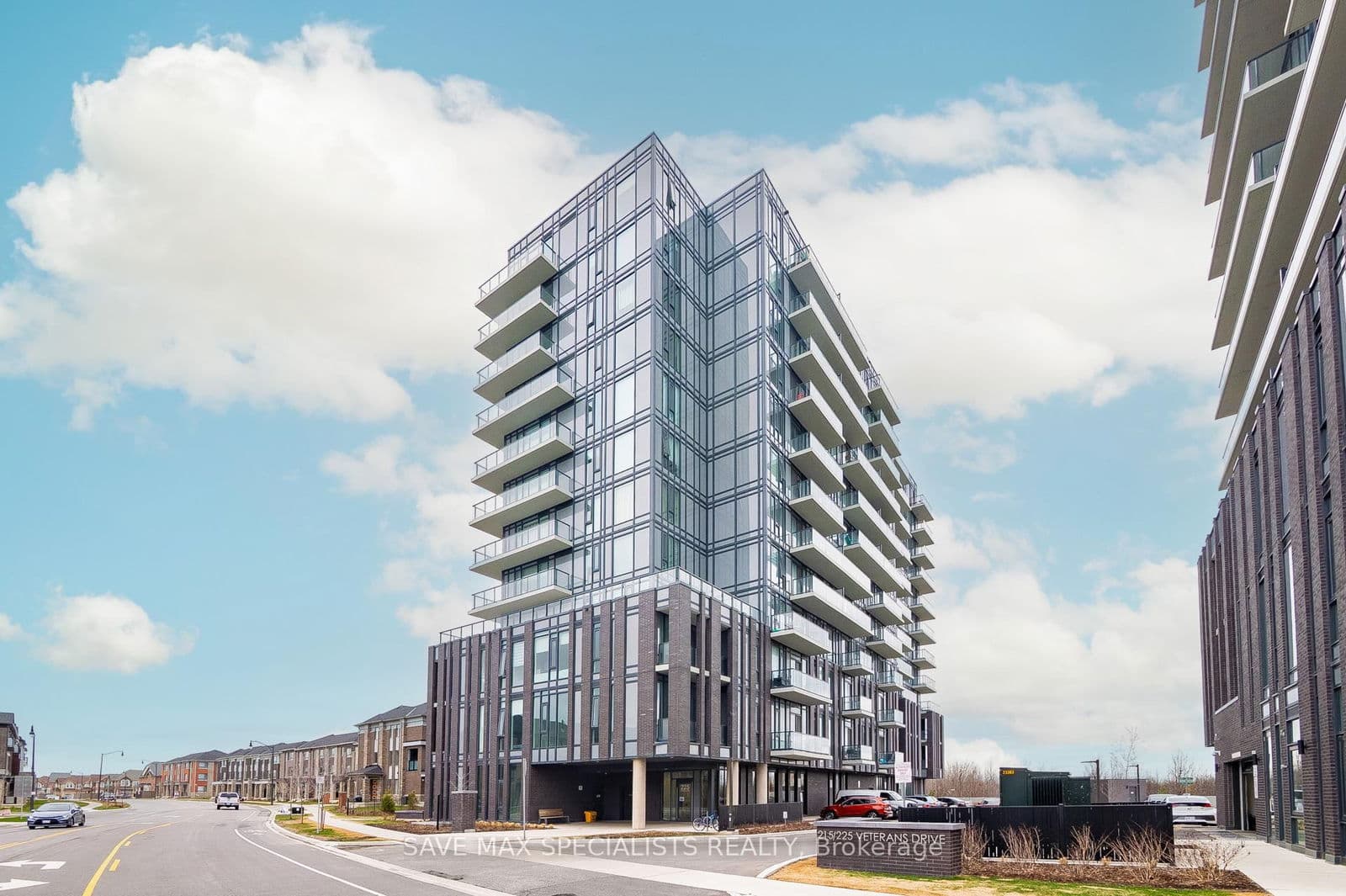 #901 - 225 Veterans Drive