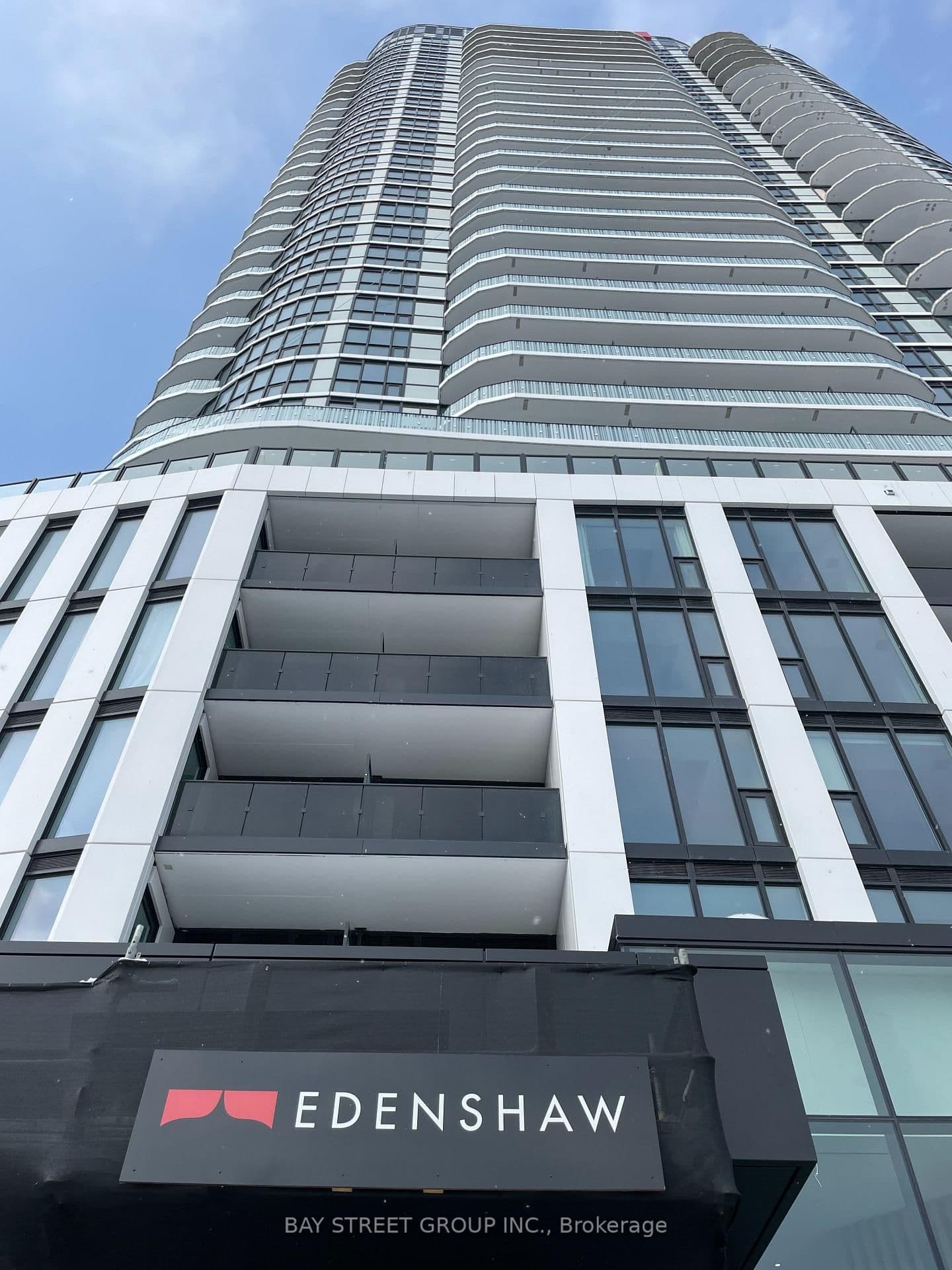 1 Fairview Road E, Unit 1413
