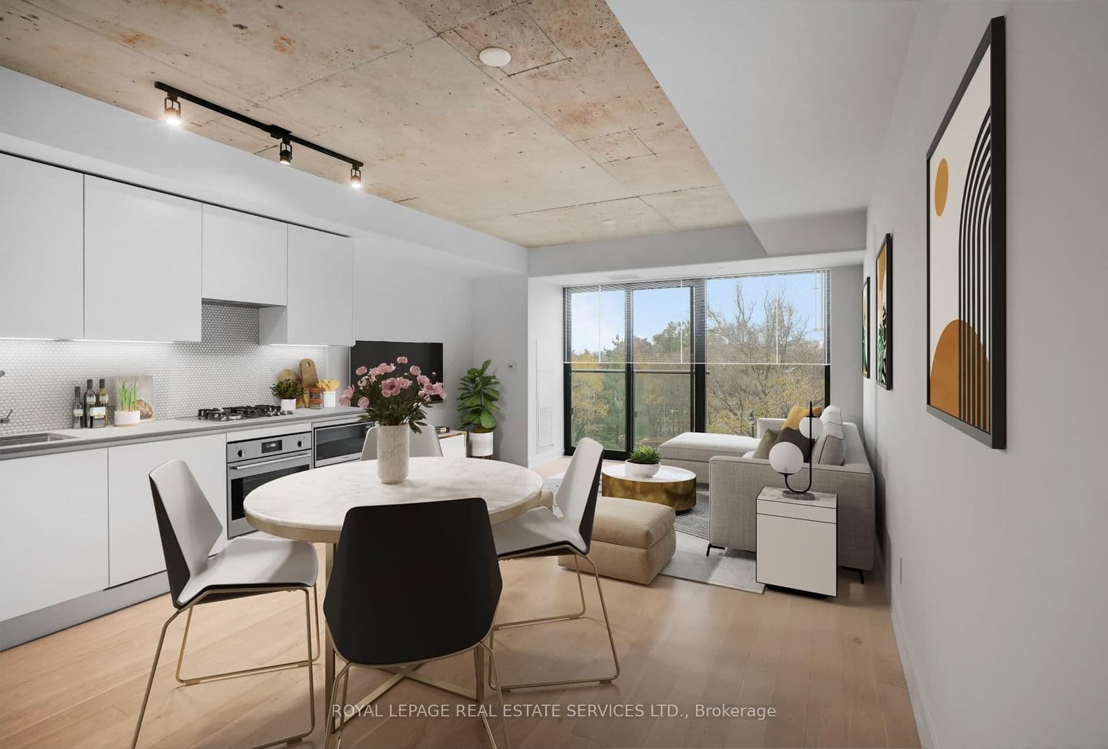 #302 - 2720 Dundas Street W