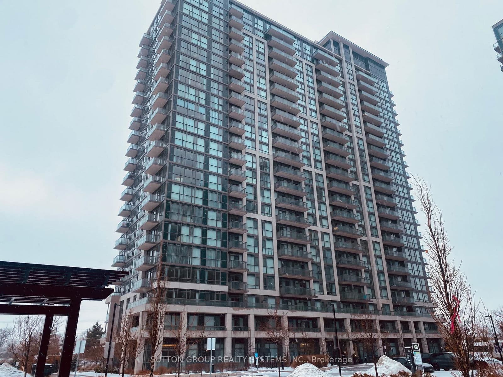 #301 - 349 Rathburn Road W