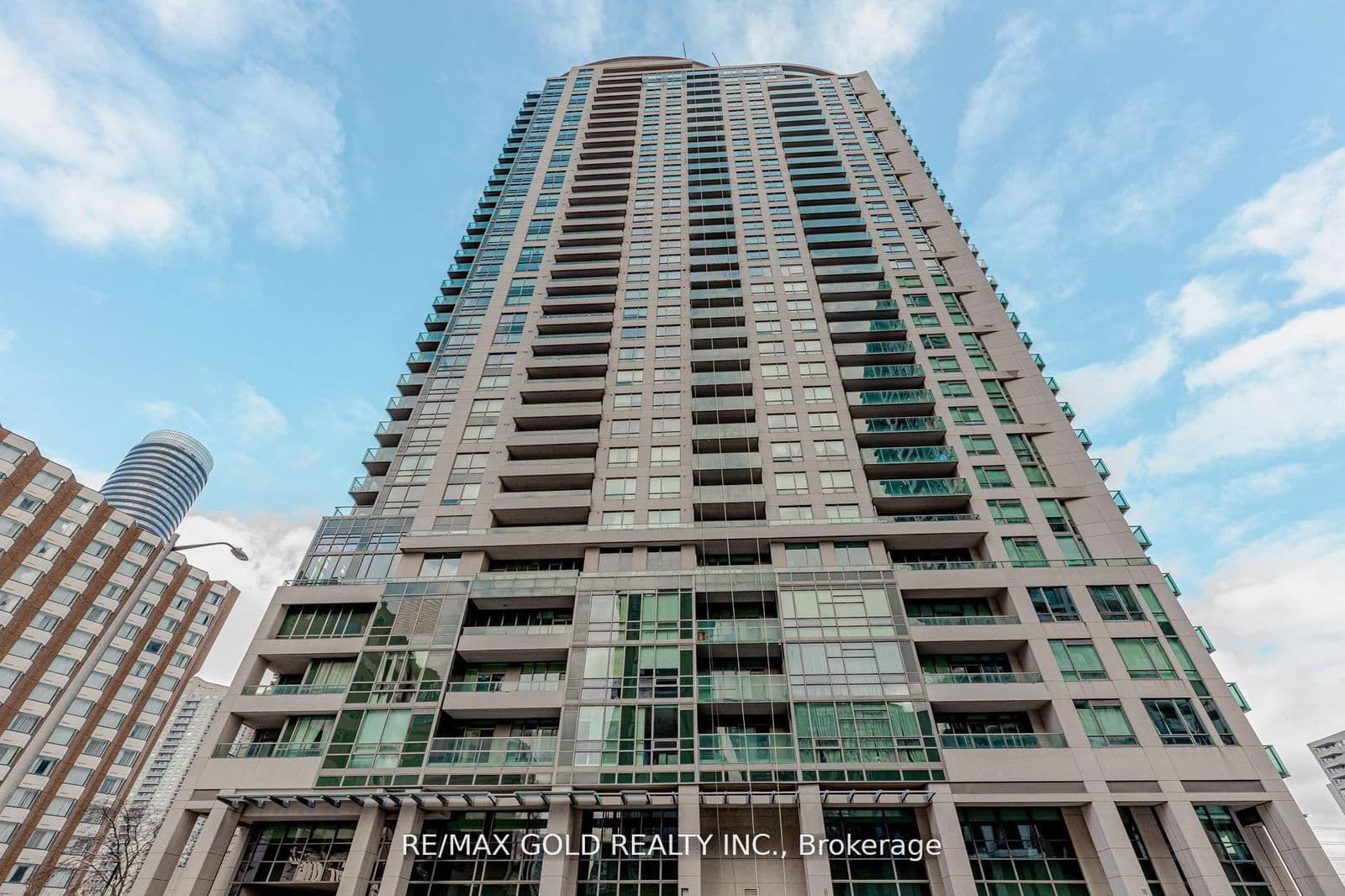 #1507 - 208 Enfield Place
