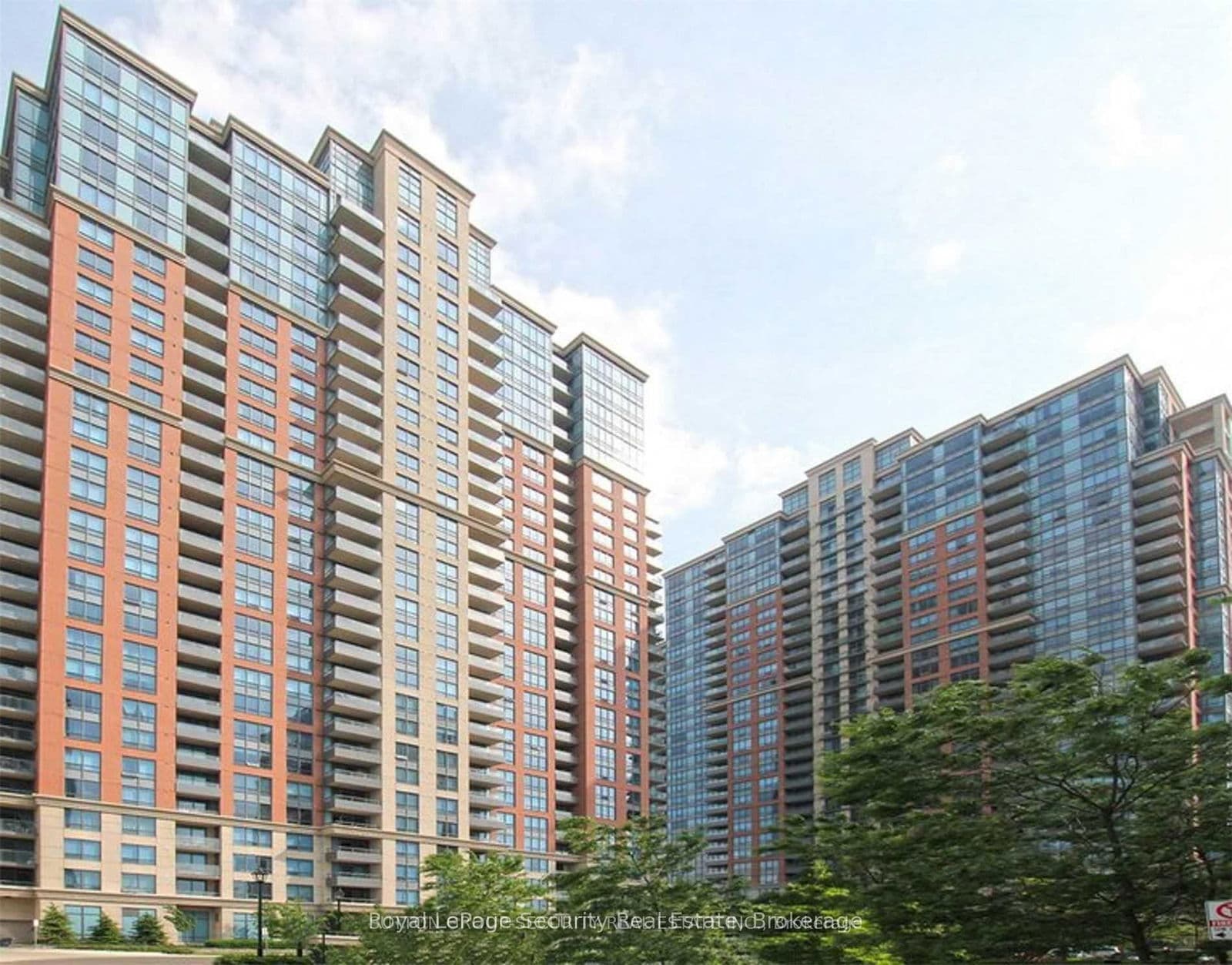 #2353 - 25 Viking Lane