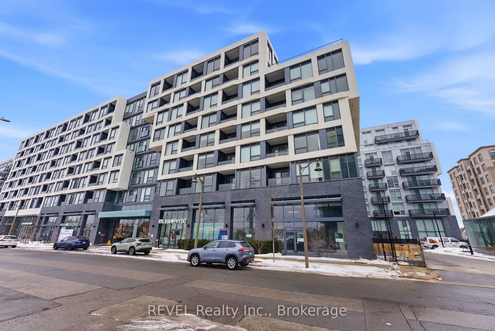 #405 - 2450 Old Bronte Road