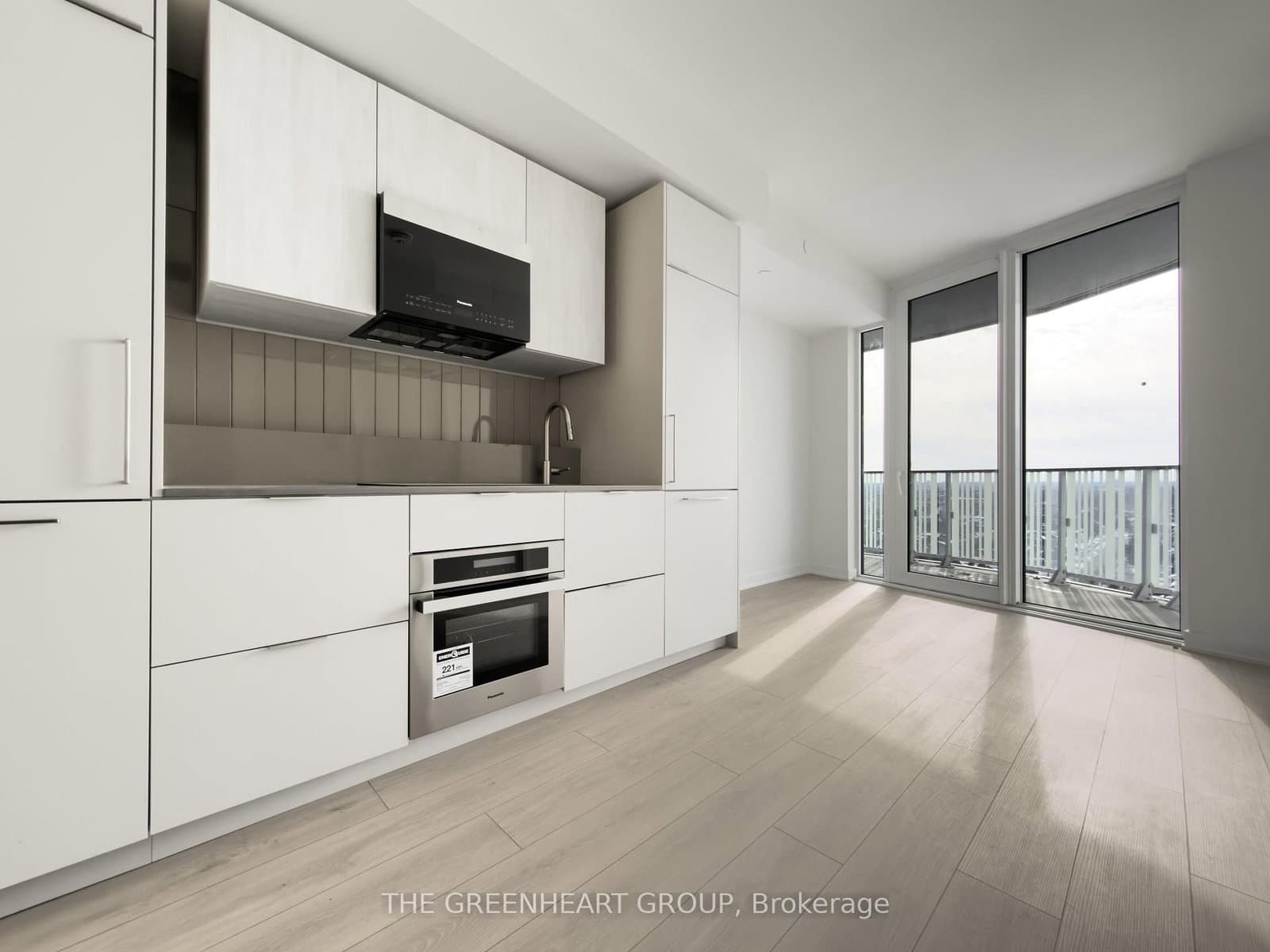 1 Fairview Road E, Unit 1510