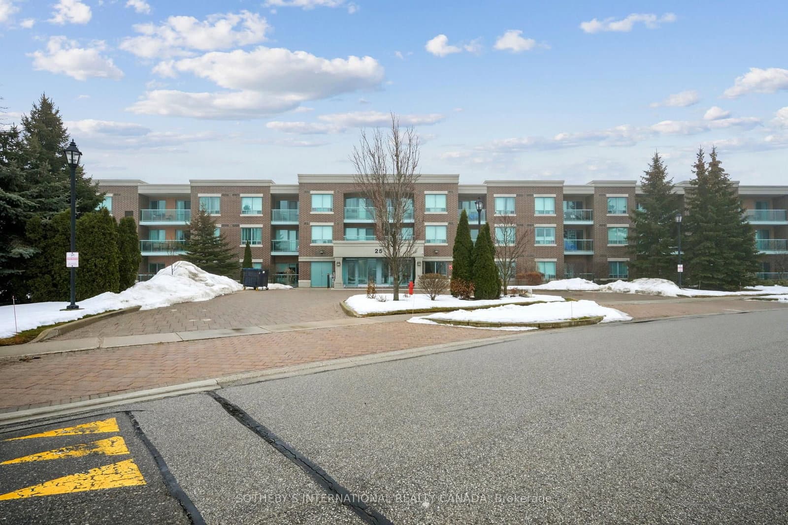 #112 - 25 Via Rosedale