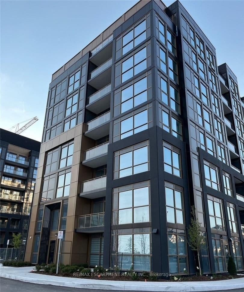 #727 - 2343 Khalsa Gate