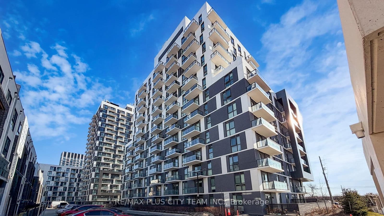 #1001 - 345 Wheat Boom Drive