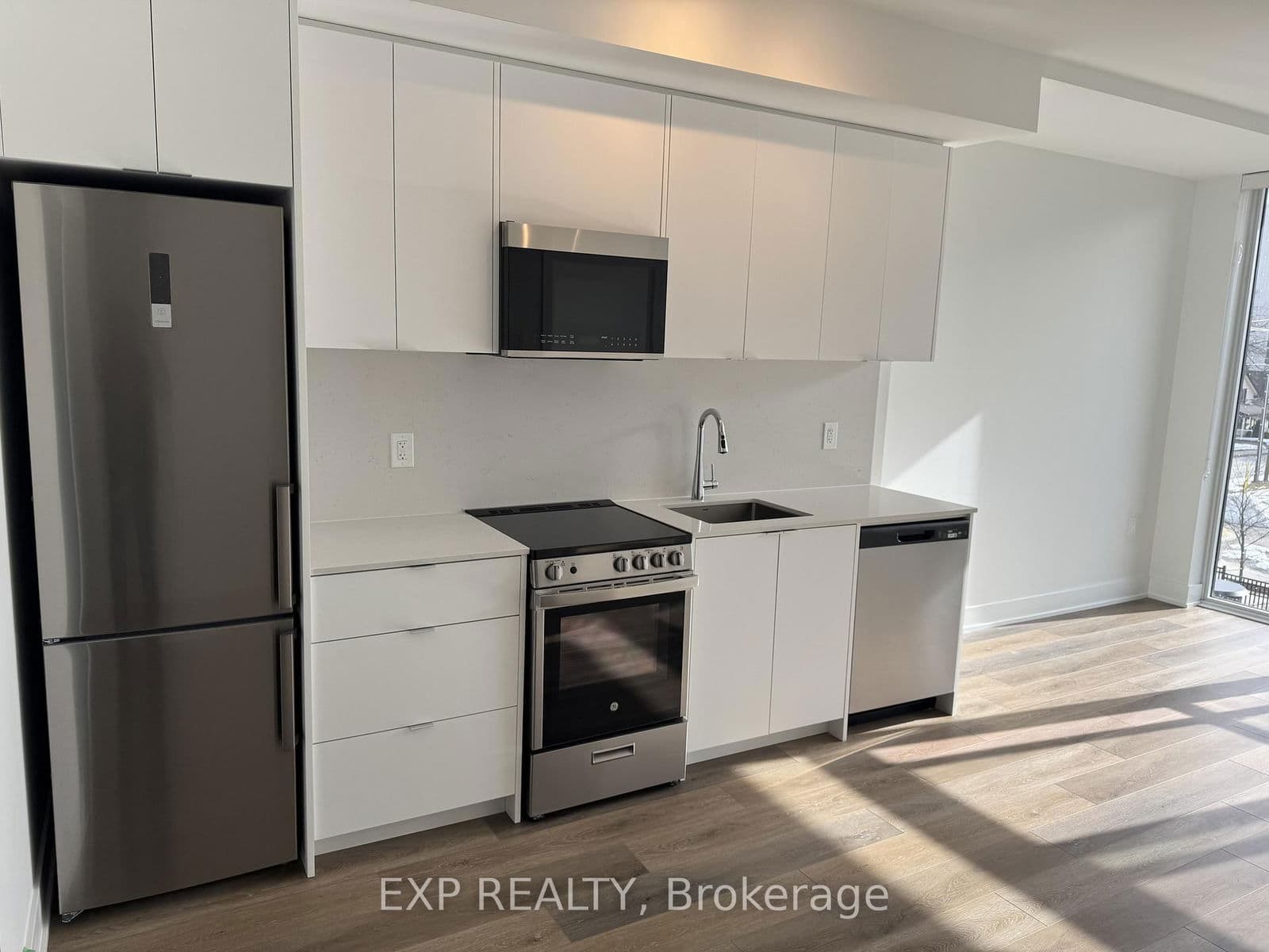 #209 - 2088 James Street