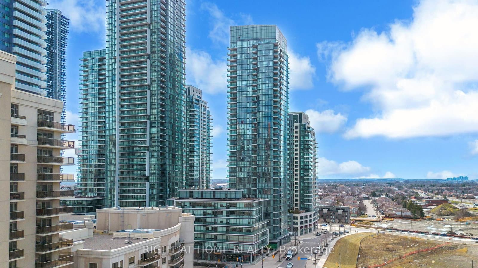 #2305 - 4099 Brickstone Mews