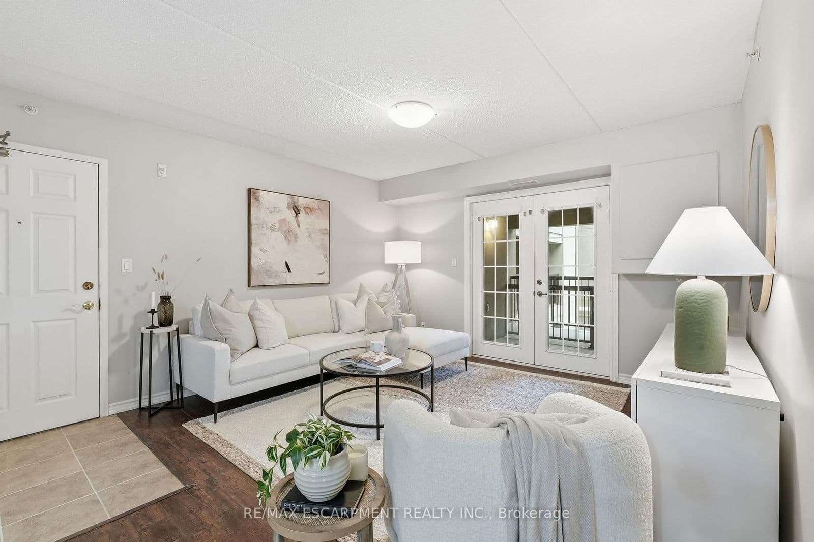 #308 - 2055 Appleby Line