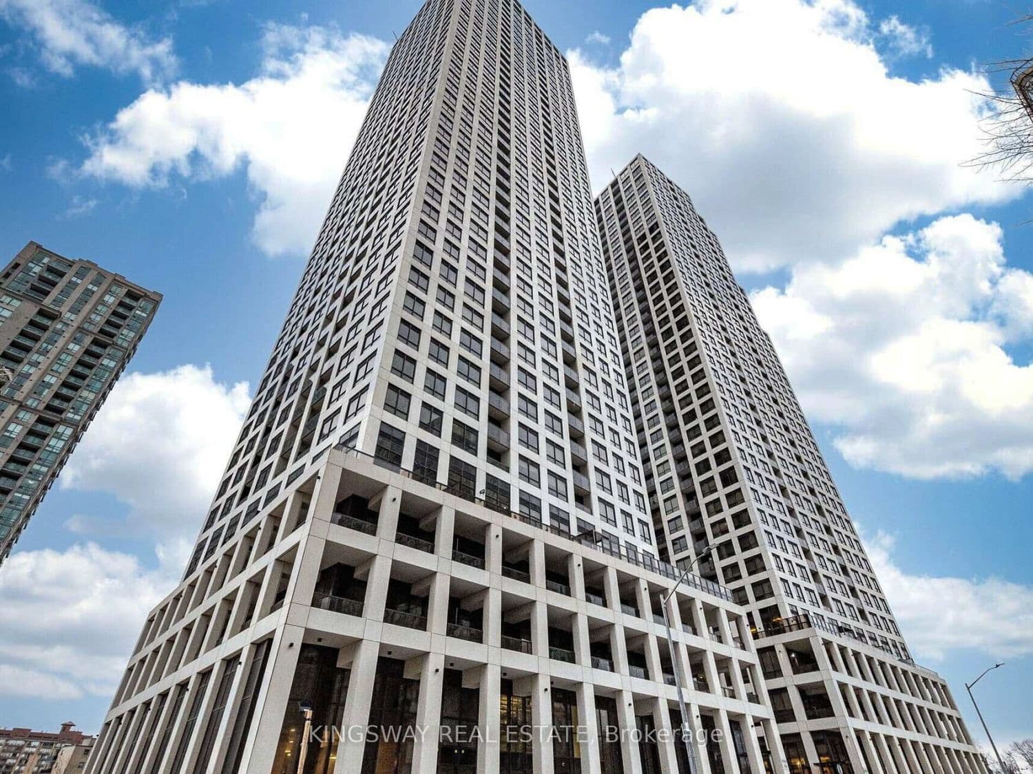 #2105 - 30 Elm Drive