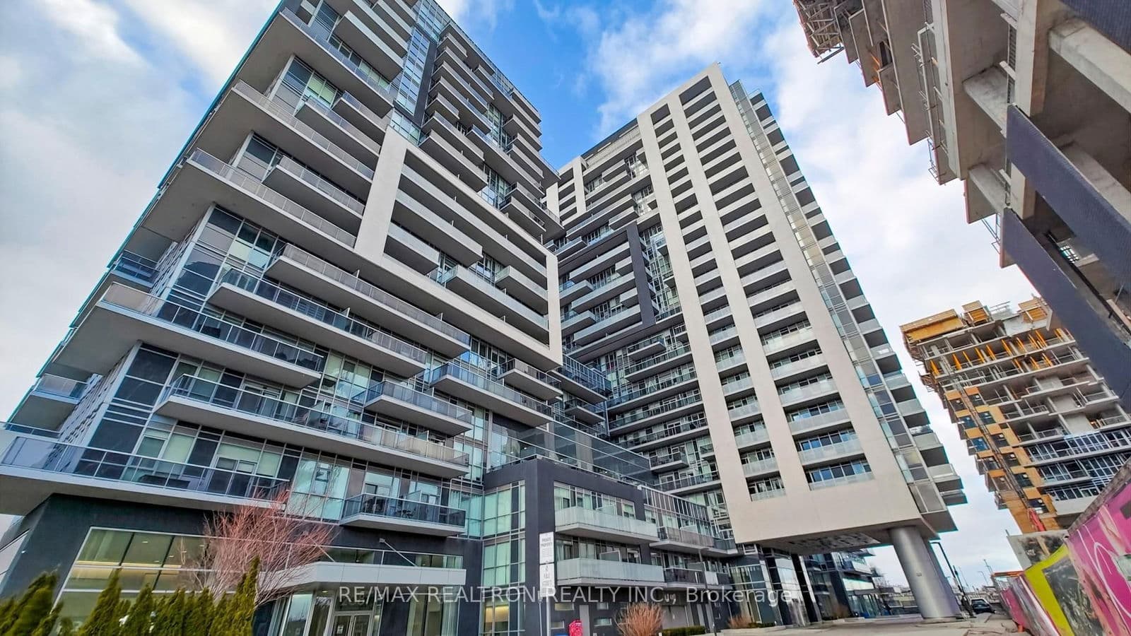 #1407 - 2087 Fairview Street