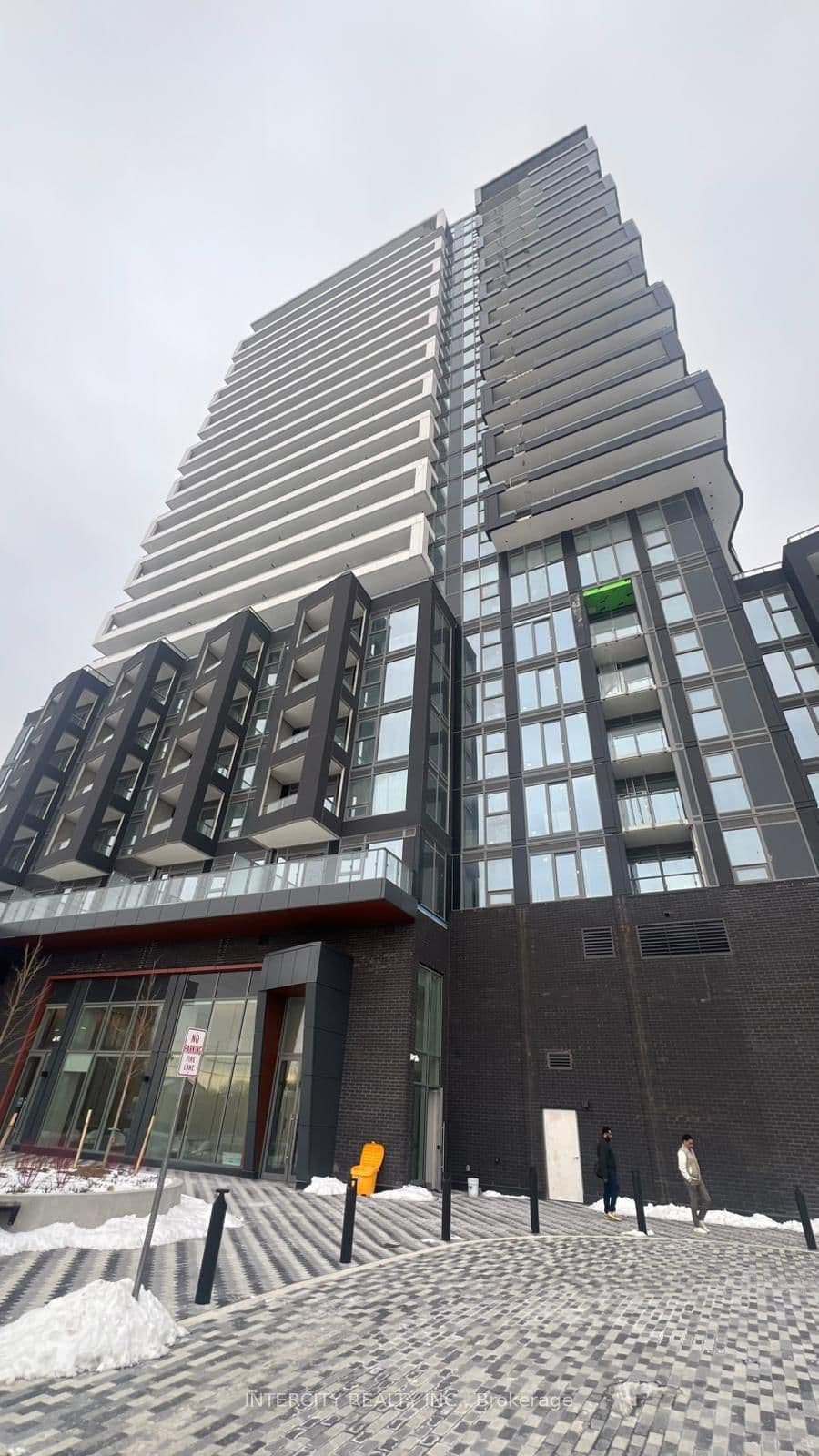 260 Malta Avenue, Unit 606