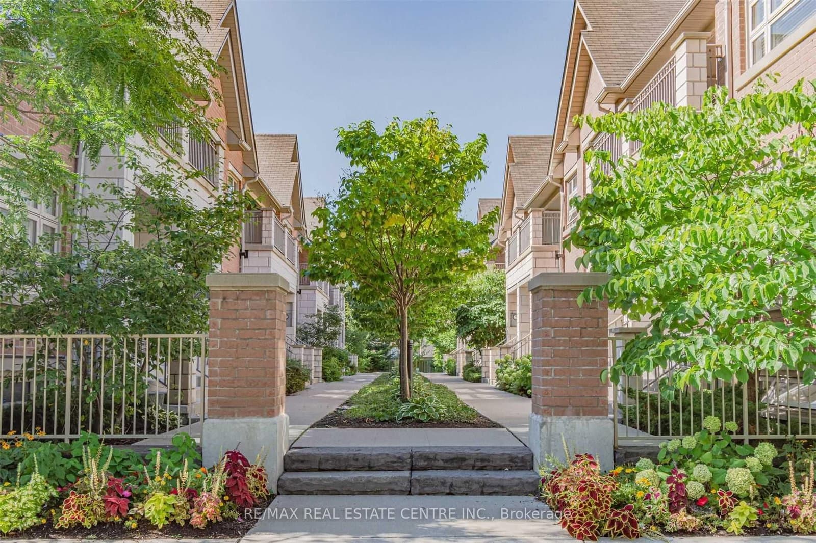 2460 Prince Michael Drive, Unit 30