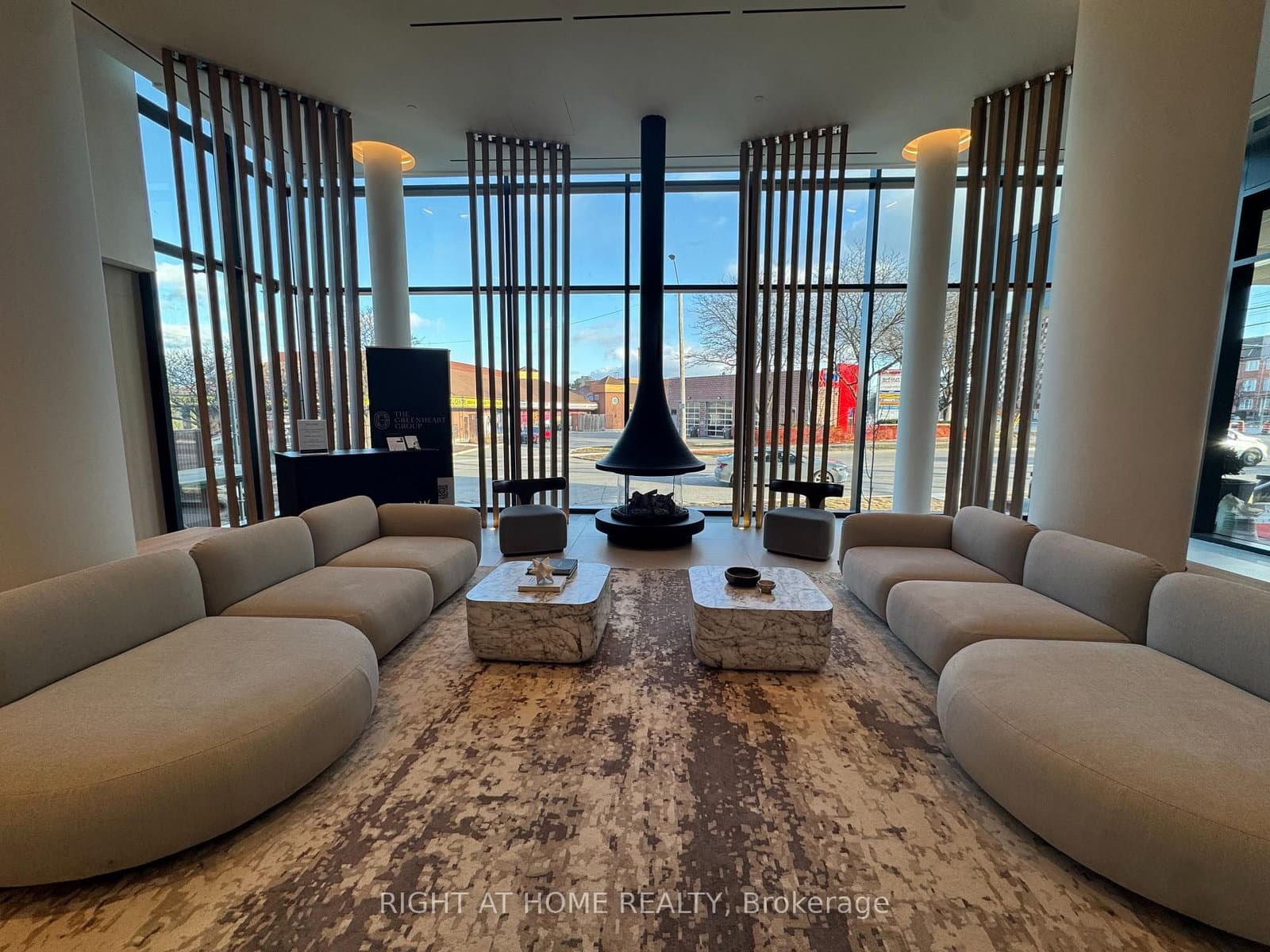 1 Fairview Road E, Unit 1512