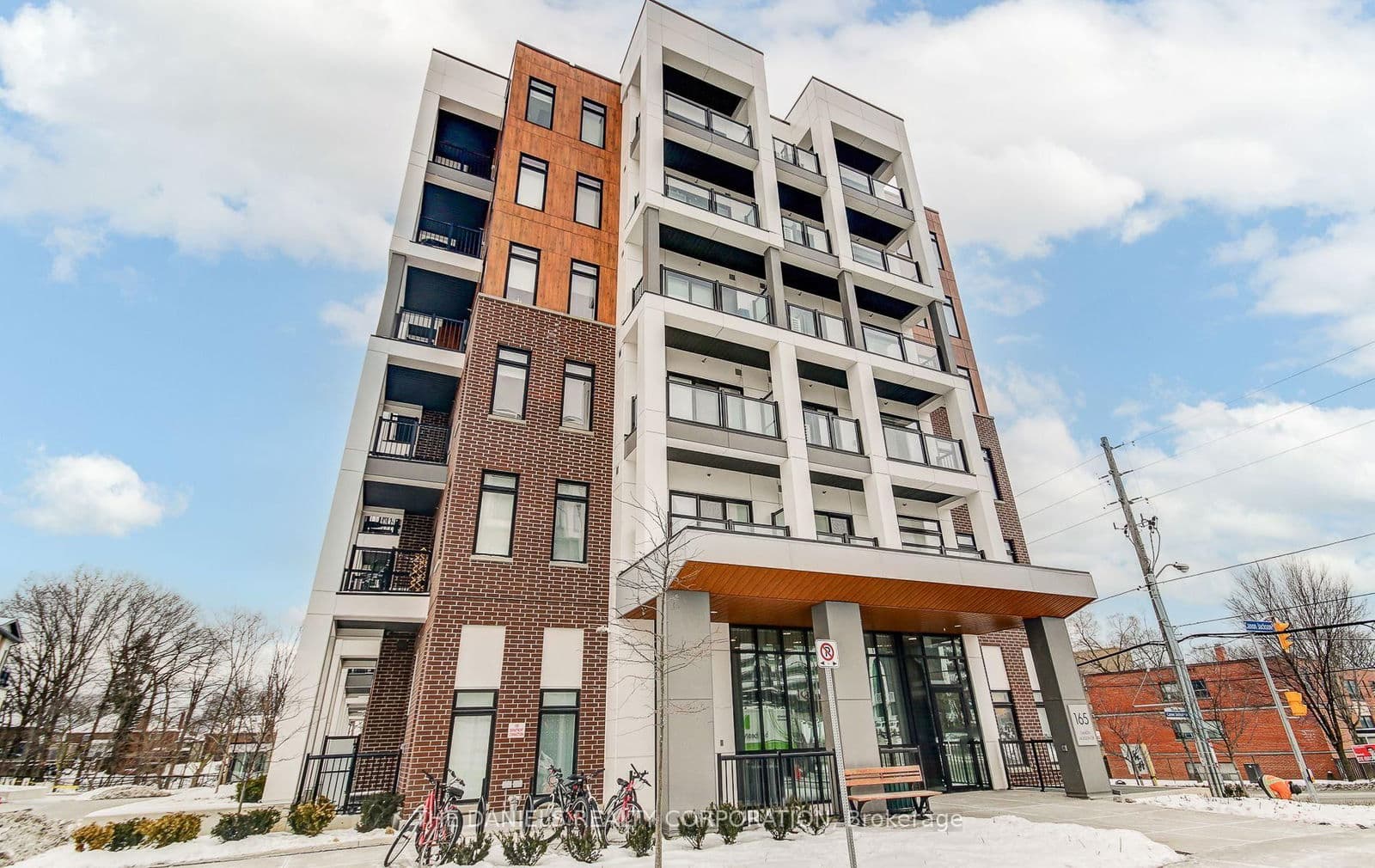 #211 - 165 Canon Jackson Drive