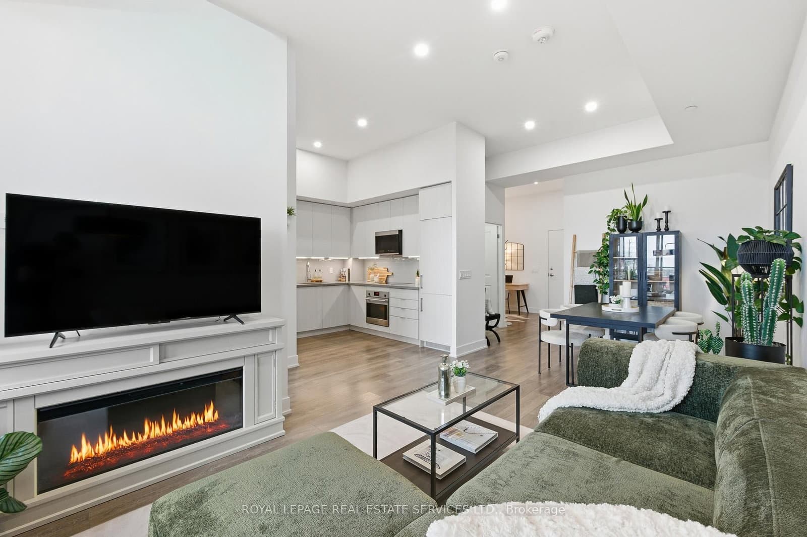 #314 - 297 Oak Walk Drive