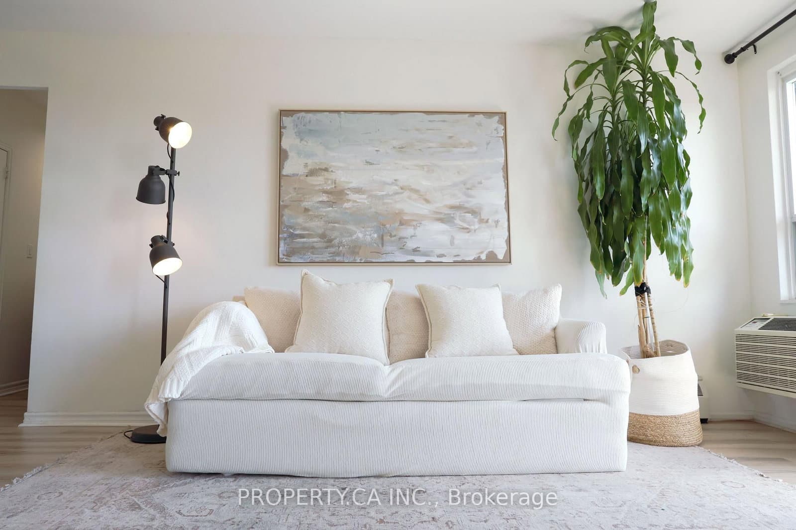 #303 - 60 Gulliver Road