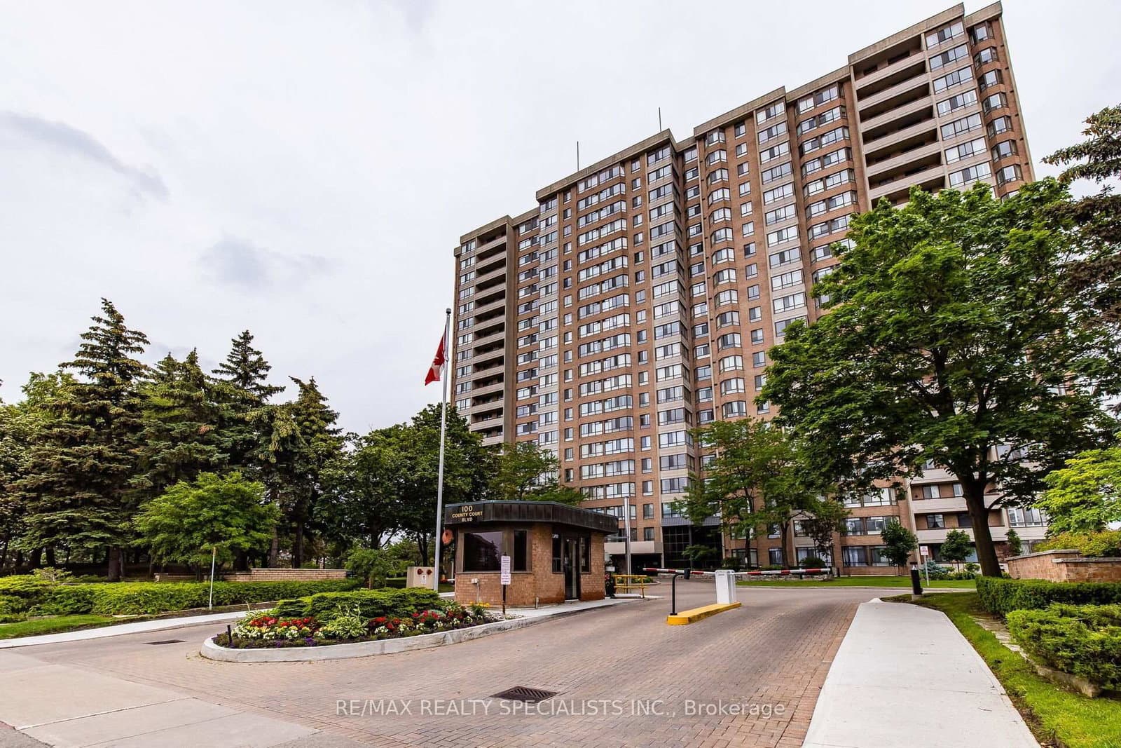 #1604 - 100 County Court Boulevard