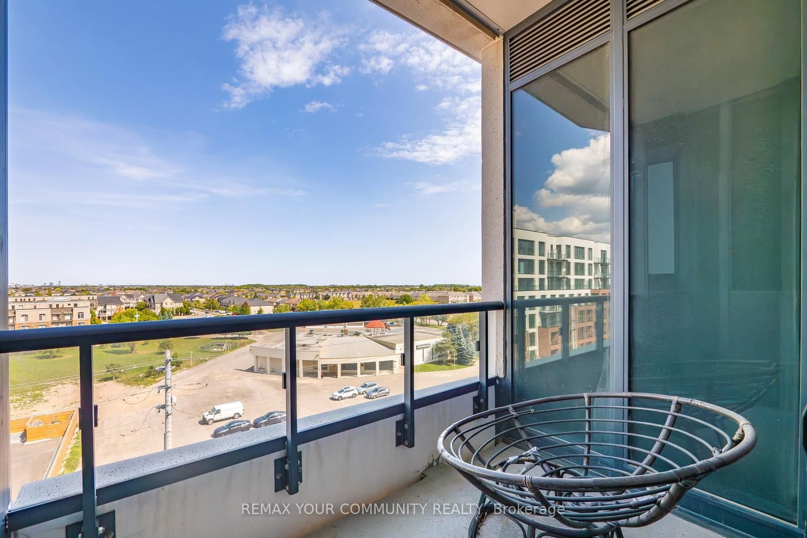 2450 Old Bronte Road, Unit 607