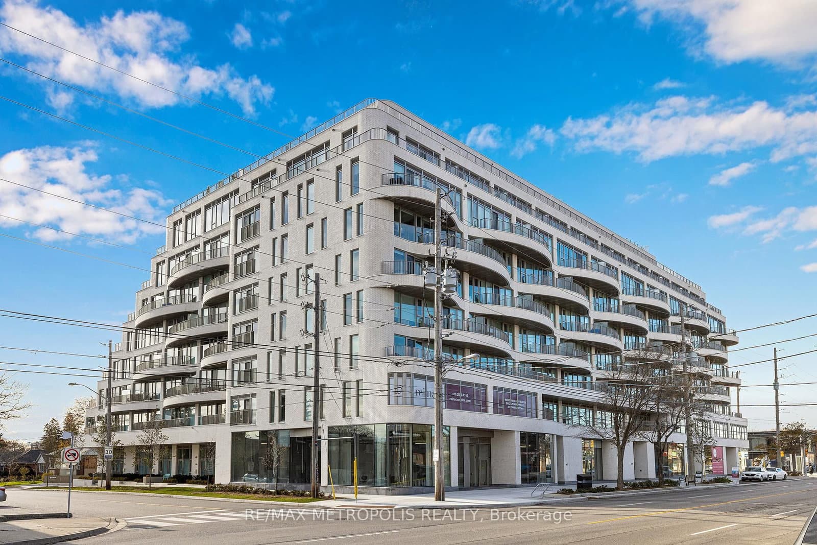 689 The Queensway, Unit PH10