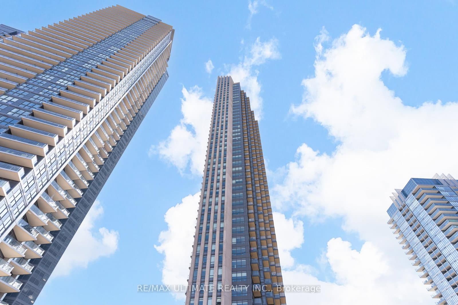 #203 - 36 Park Lawn Road