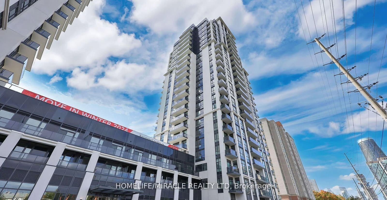 202 Burnhamthorpe Road E, Unit 801